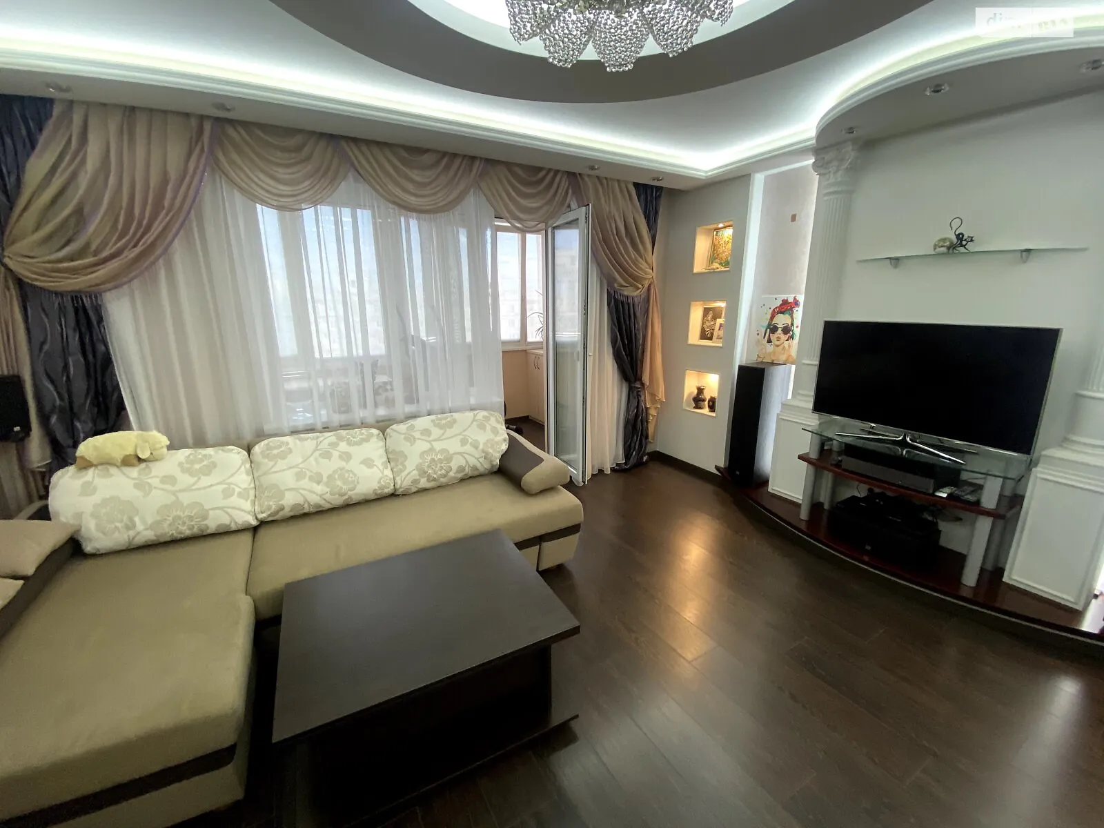 Продается 3-комнатная квартира 78.1 кв. м в Днепре, просп. Мира, 3 - фото 1