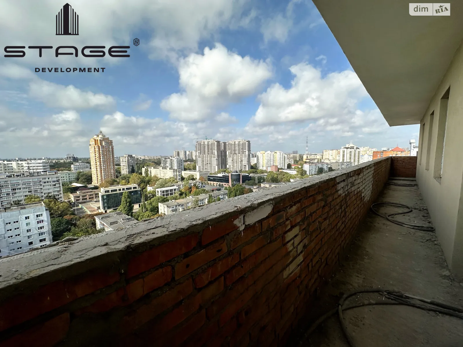 Продается 4-комнатная квартира 161 кв. м в Одессе, ул. Солнечная, 4 - фото 1