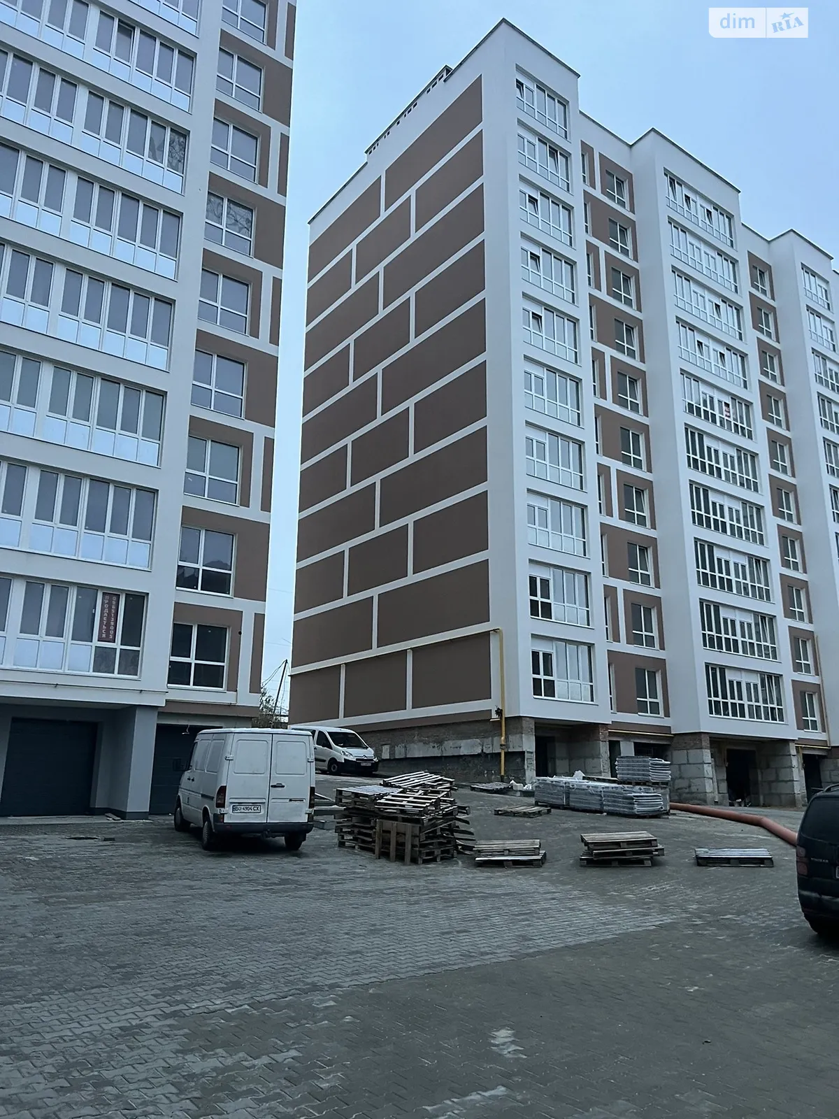 2-кімнатна квартира 82 кв. м у Тернополі, цена: 50500 $ - фото 1