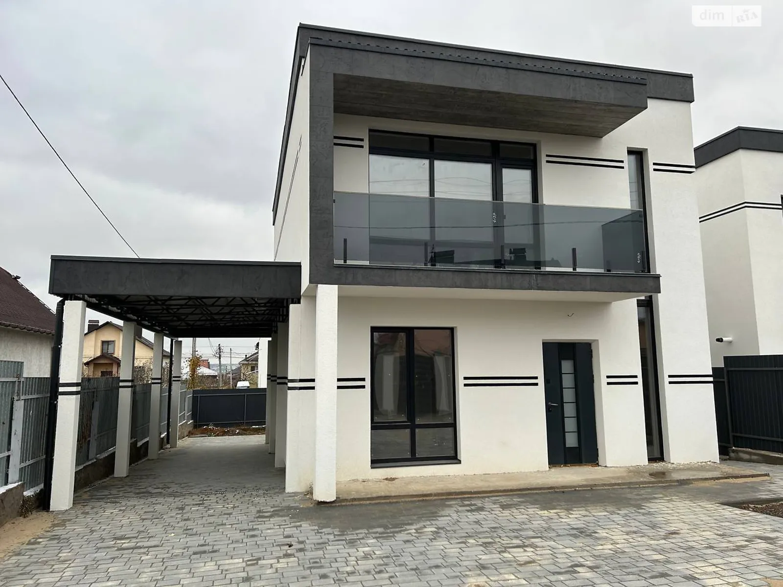 Продается дом на 2 этажа 125 кв. м с верандой, цена: 115000 $ - фото 1