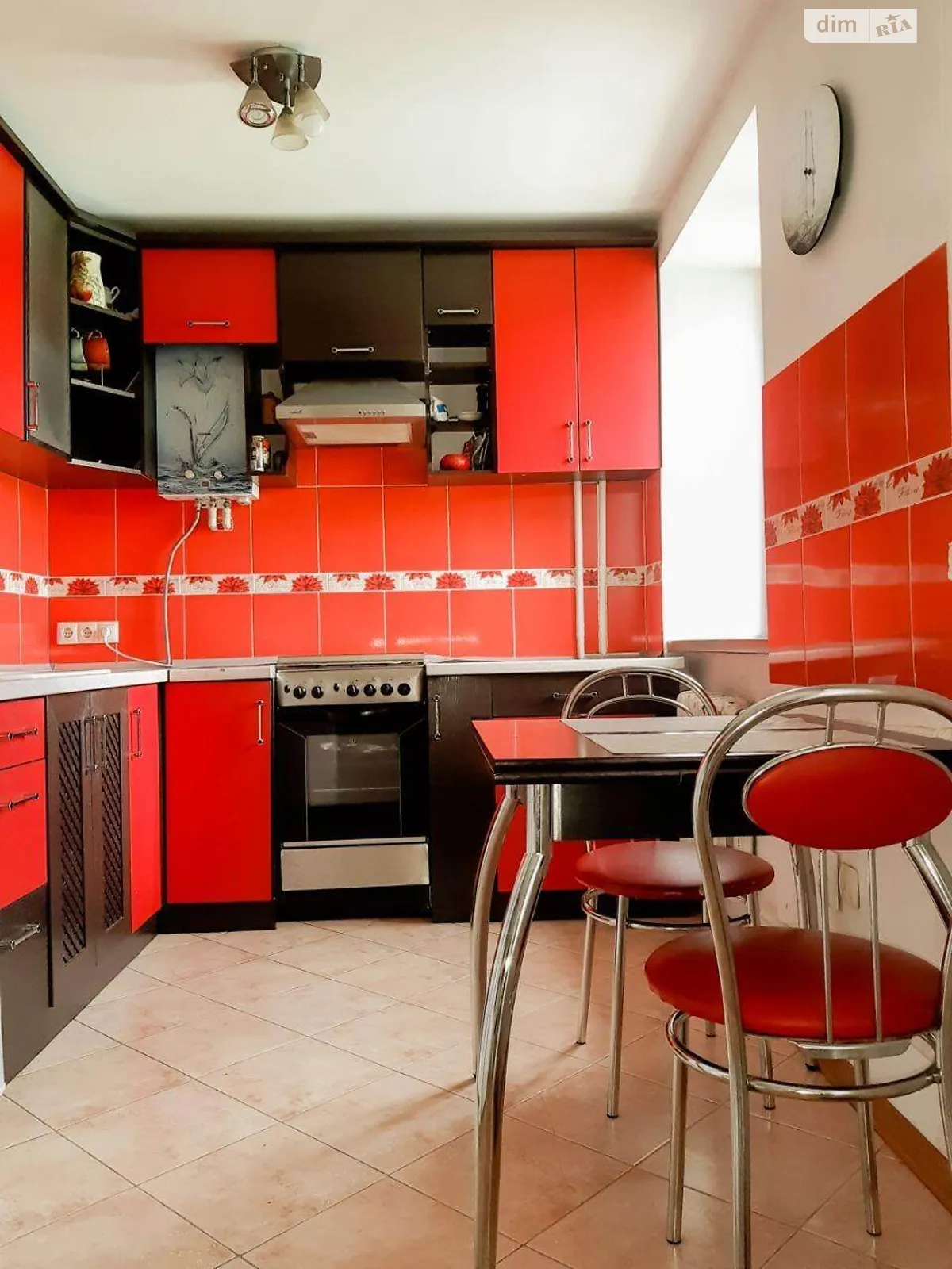 Сдается в аренду 2-комнатная квартира 46 кв. м в Ровно, ул. Соборная, 7 - фото 1