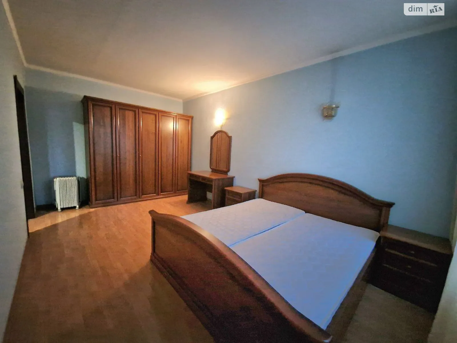 Сдается в аренду 3-комнатная квартира 104.2 кв. м в Киеве, ул. Константиновская, 10 - фото 1