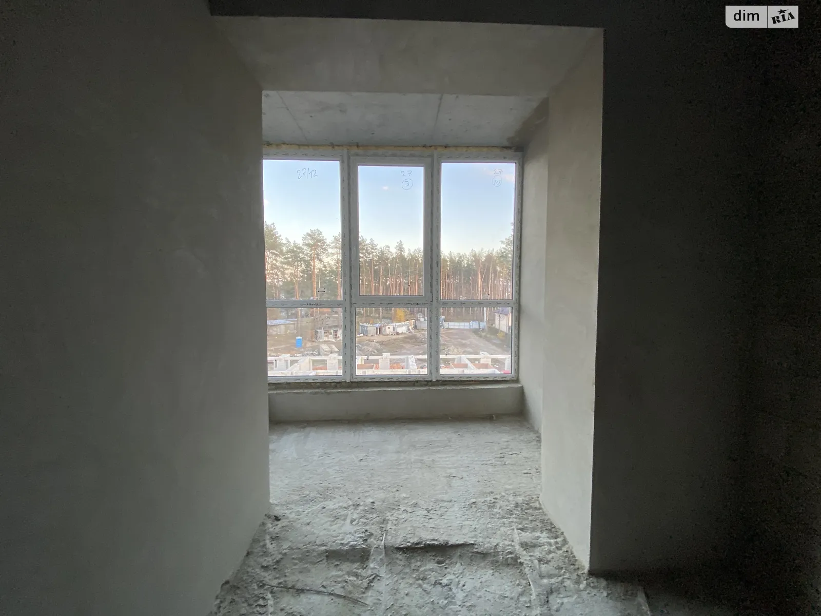 Продается 1-комнатная квартира 38 кв. м в Гостомеле, ул. Соборная, 4Г - фото 1