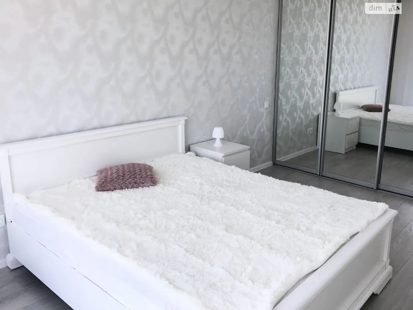 Сдается в аренду 1-комнатная квартира 48 кв. м в Львове, ул. Зеленая - фото 1