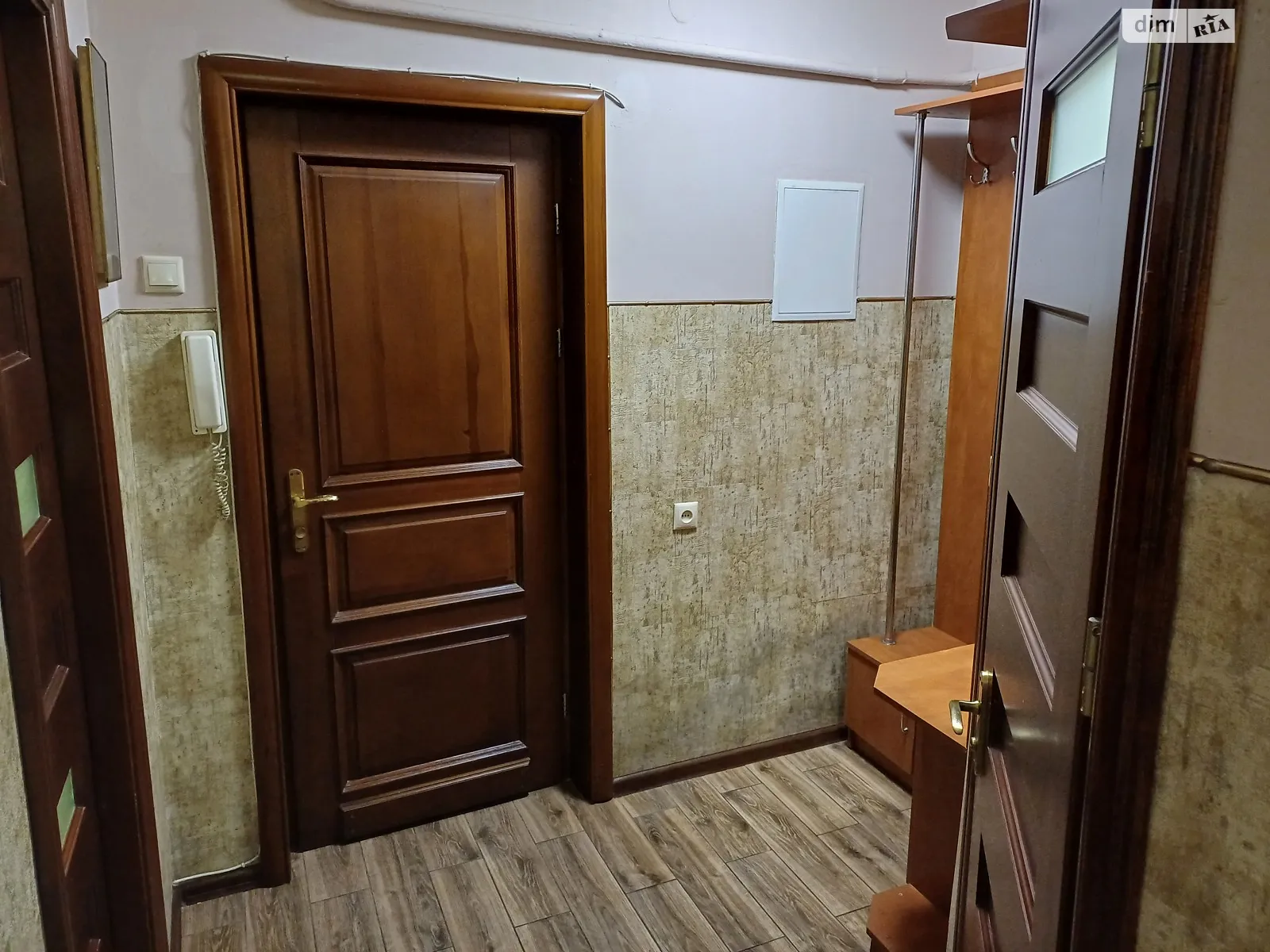 Продається 1-кімнатна квартира 30.1 кв. м у Львові, вул. Роксоляни, 29 - фото 1