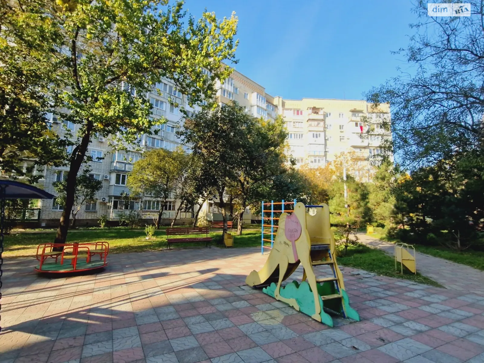 Продается 2-комнатная квартира 52 кв. м в Черноморске, ул. Защитников Украины(1 Мая), 8А - фото 1