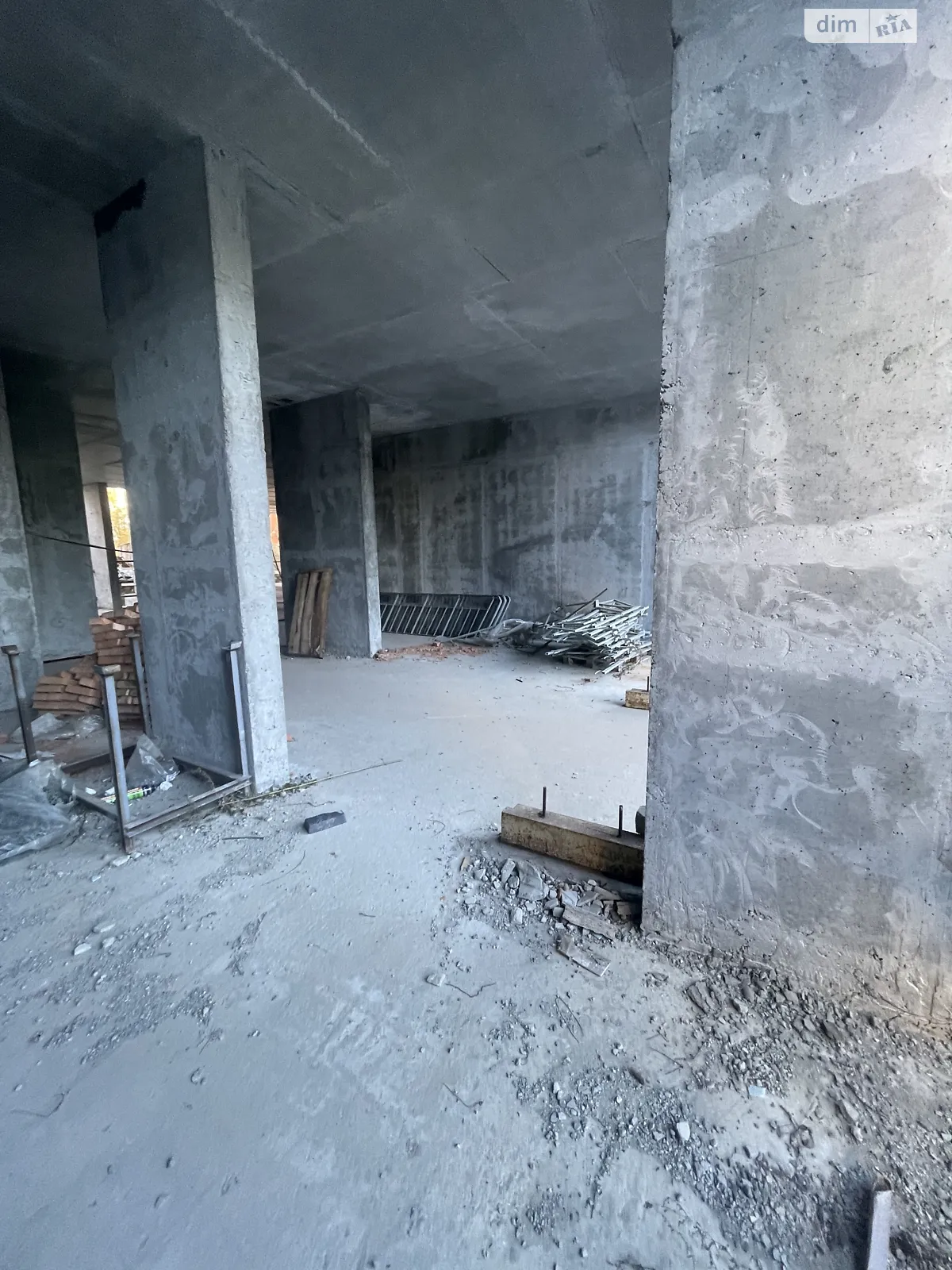 Продається приміщення вільного призначення 83 кв. м в 23-поверховій будівлі, цена: 130000 $ - фото 1