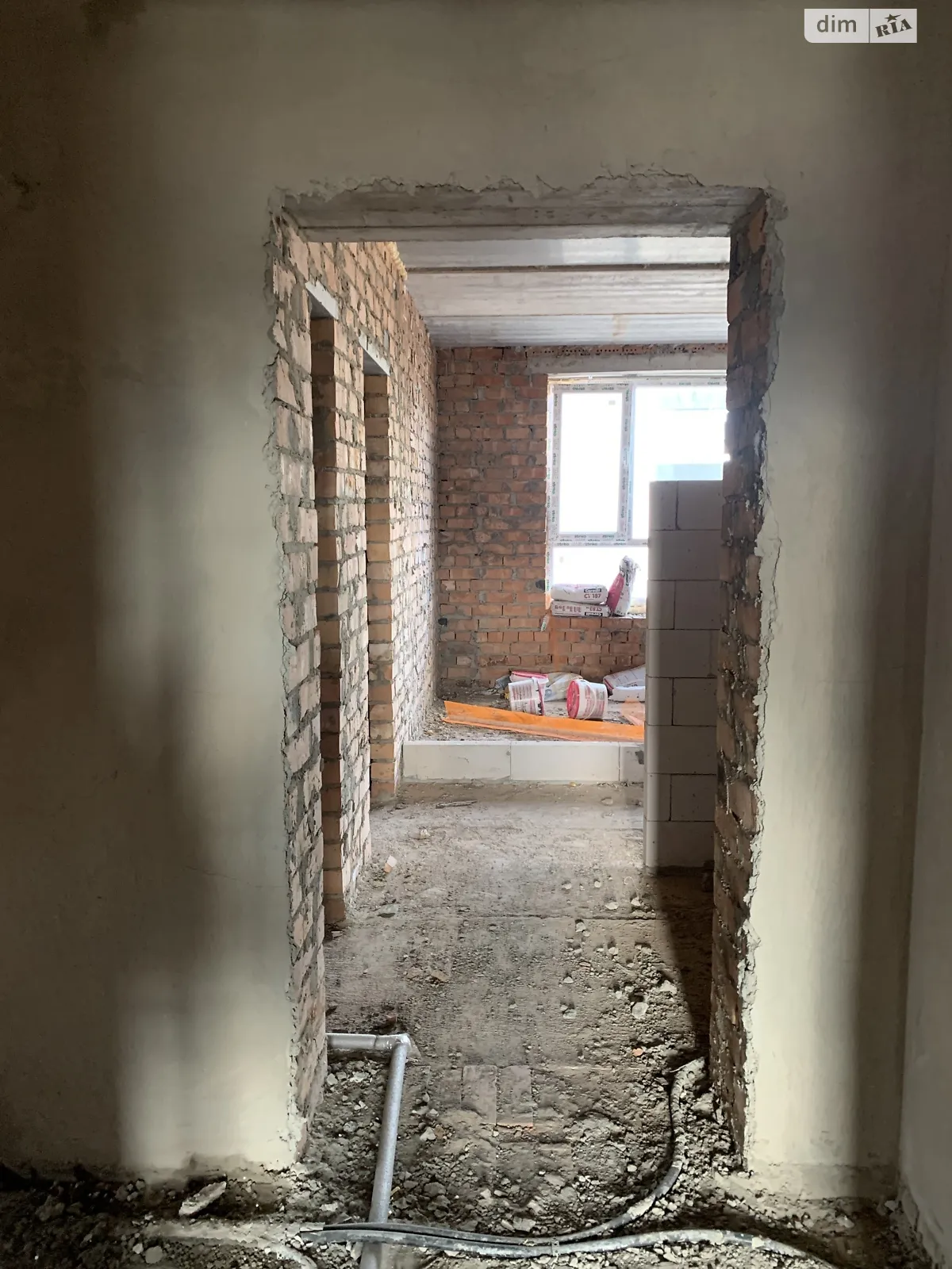 Продається 2-кімнатна квартира 40.42 кв. м у Гостомелі, вул. Мирна, 3Е - фото 1