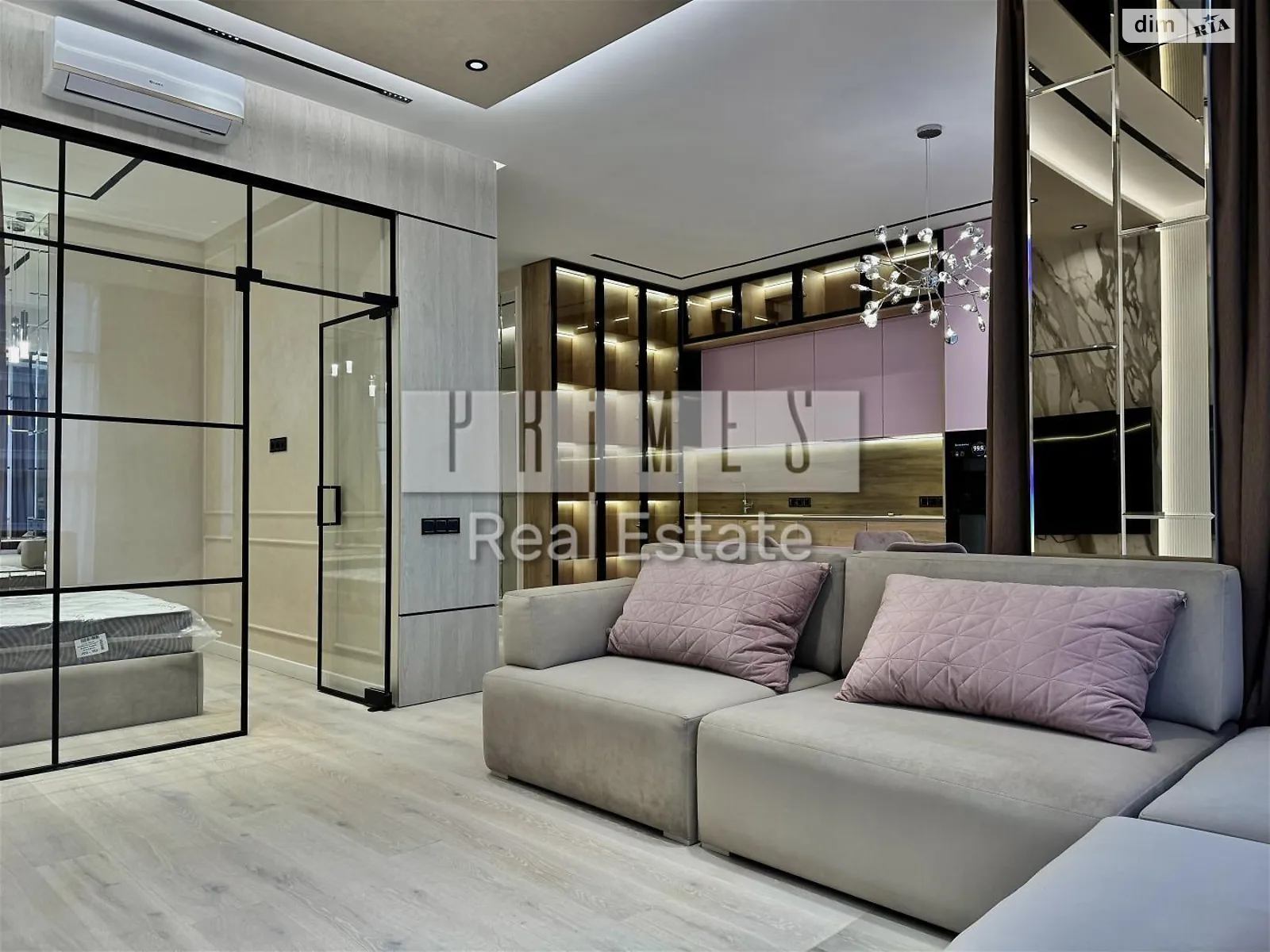 Сдается в аренду 2-комнатная квартира 52 кв. м в, цена: 1600 $ - фото 1