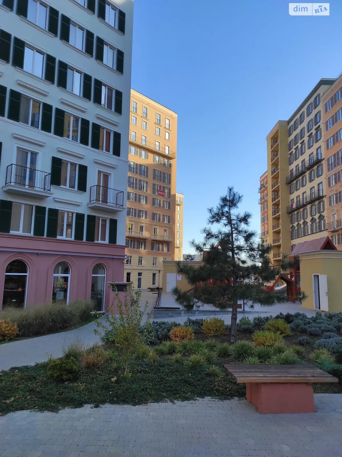 Продается 2-комнатная квартира 64 кв. м в Одессе, ул. Инглези - фото 1