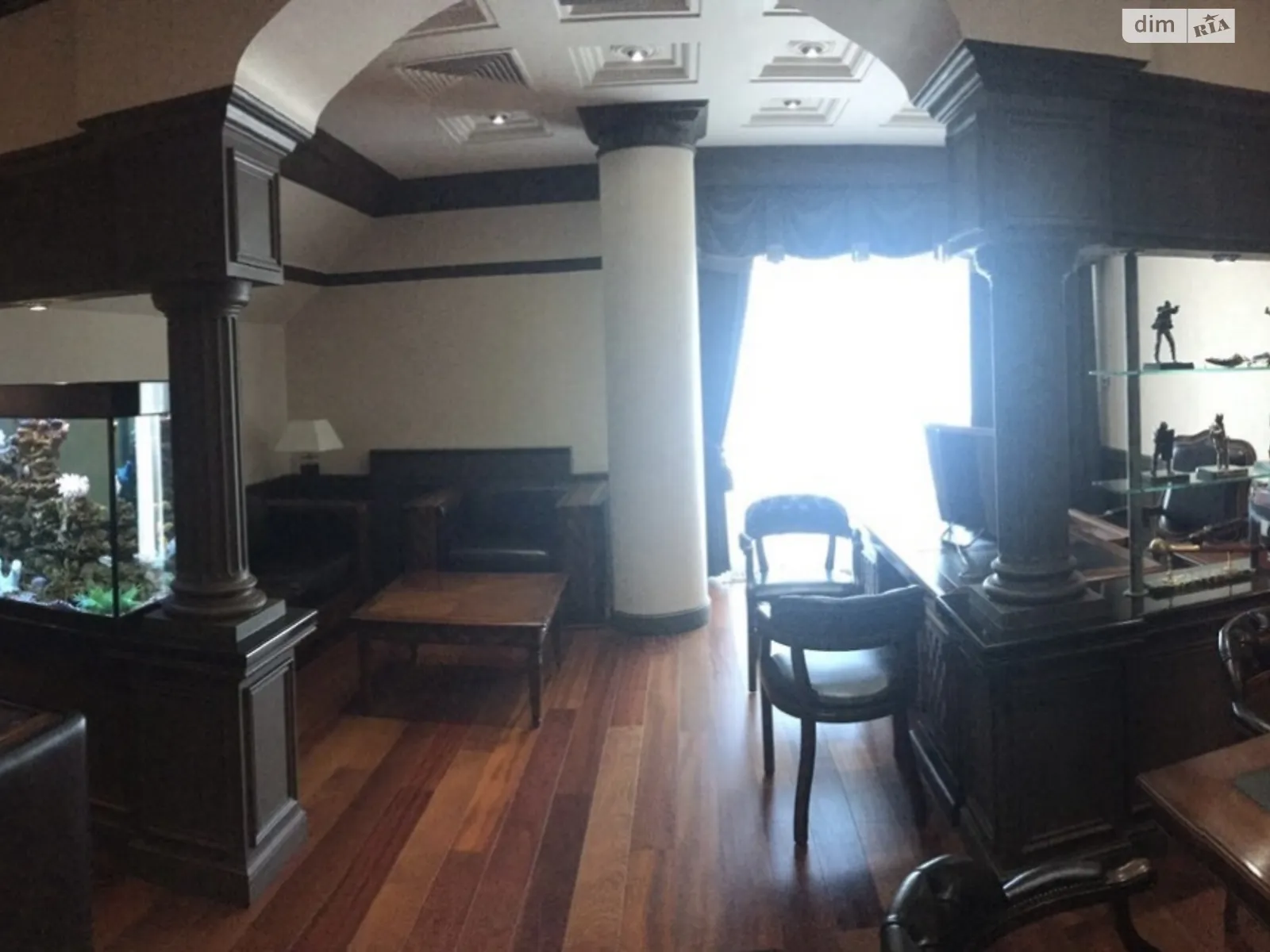 Сдается в аренду офис 206.3 кв. м в бизнес-центре, цена: 2971 $ - фото 1