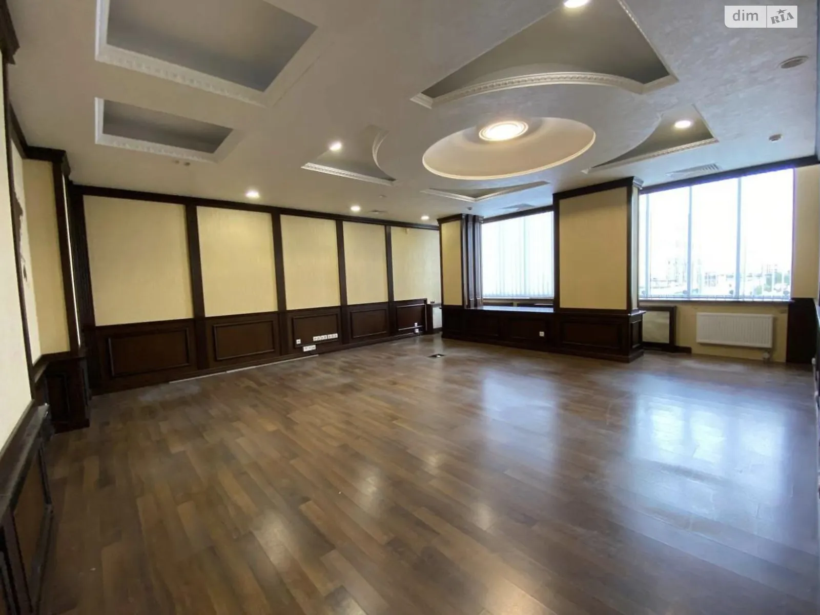 Сдается в аренду офис 507 кв. м в бизнес-центре, цена: 7300 $ - фото 1
