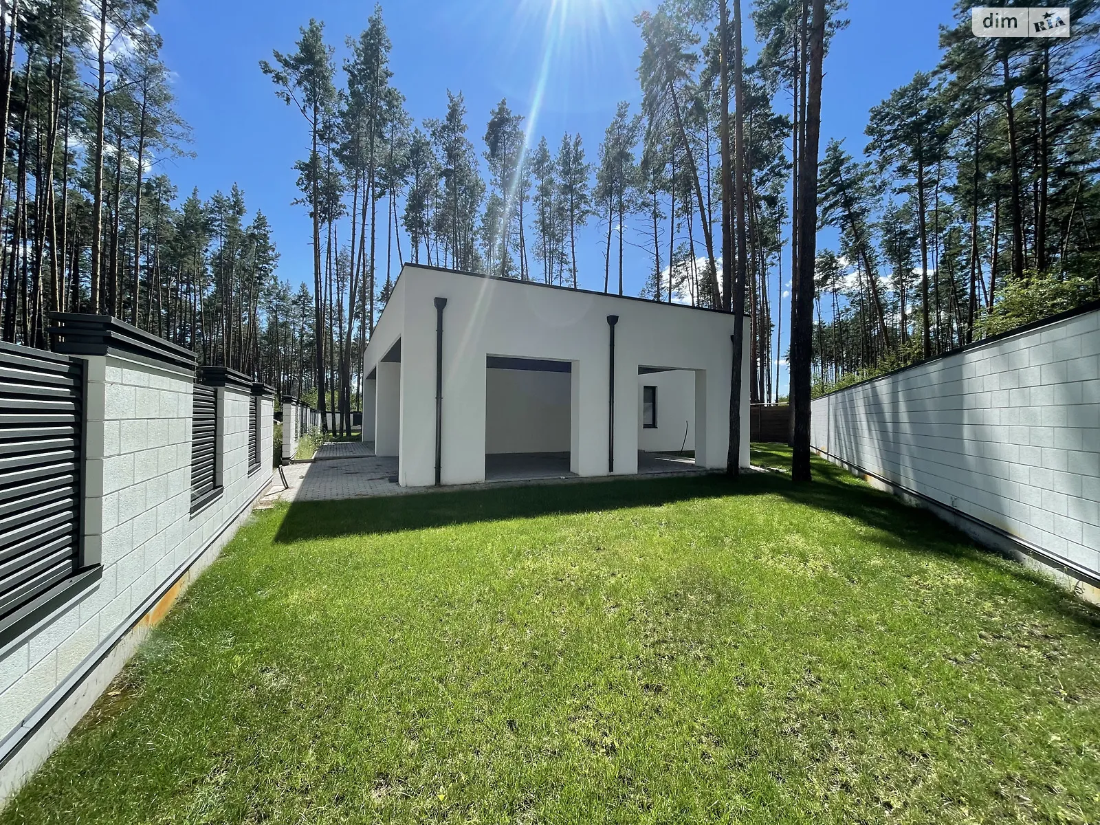 Продается одноэтажный дом 176.4 кв. м с террасой, цена: 250000 $ - фото 1