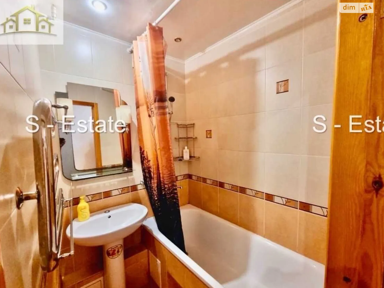Продается 3-комнатная квартира 61 кв. м в Харькове, ул. Олега Адамовского(Камская), 1 - фото 1