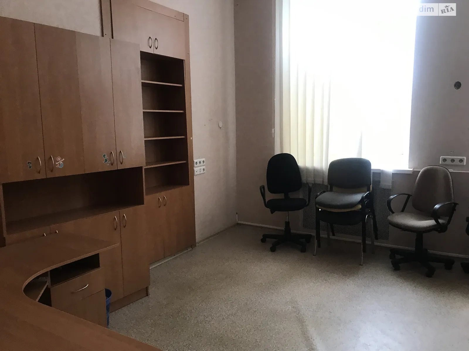 Сдается в аренду офис 18 кв. м в бизнес-центре - фото 2