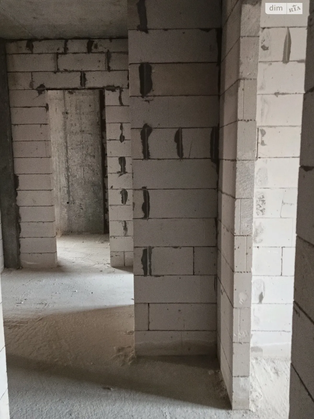 Продається 2-кімнатна квартира 56 кв. м у Гостомелі, вул. Свято-Покровська(Леніна), 72 - фото 1