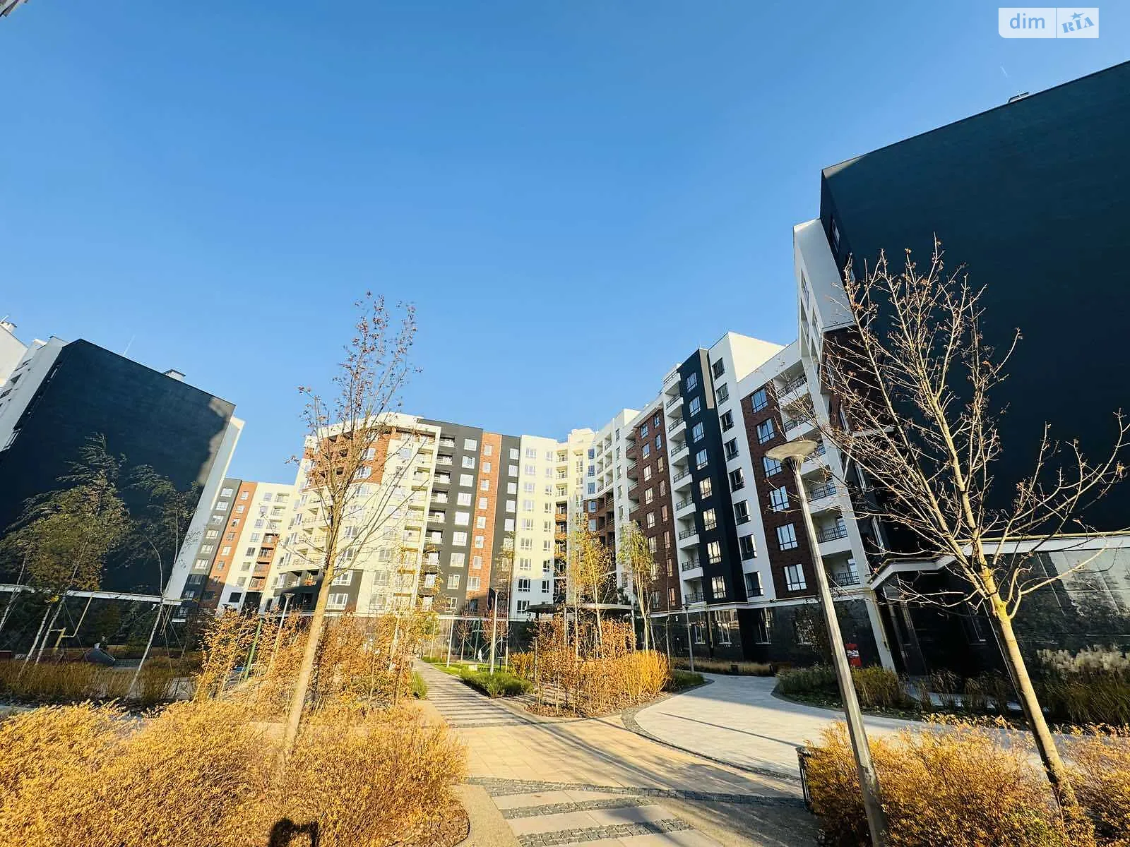 Продается 2-комнатная квартира 52.36 кв. м в Ирпене, ул. Кобылянской Ольги, 1В/26 - фото 1