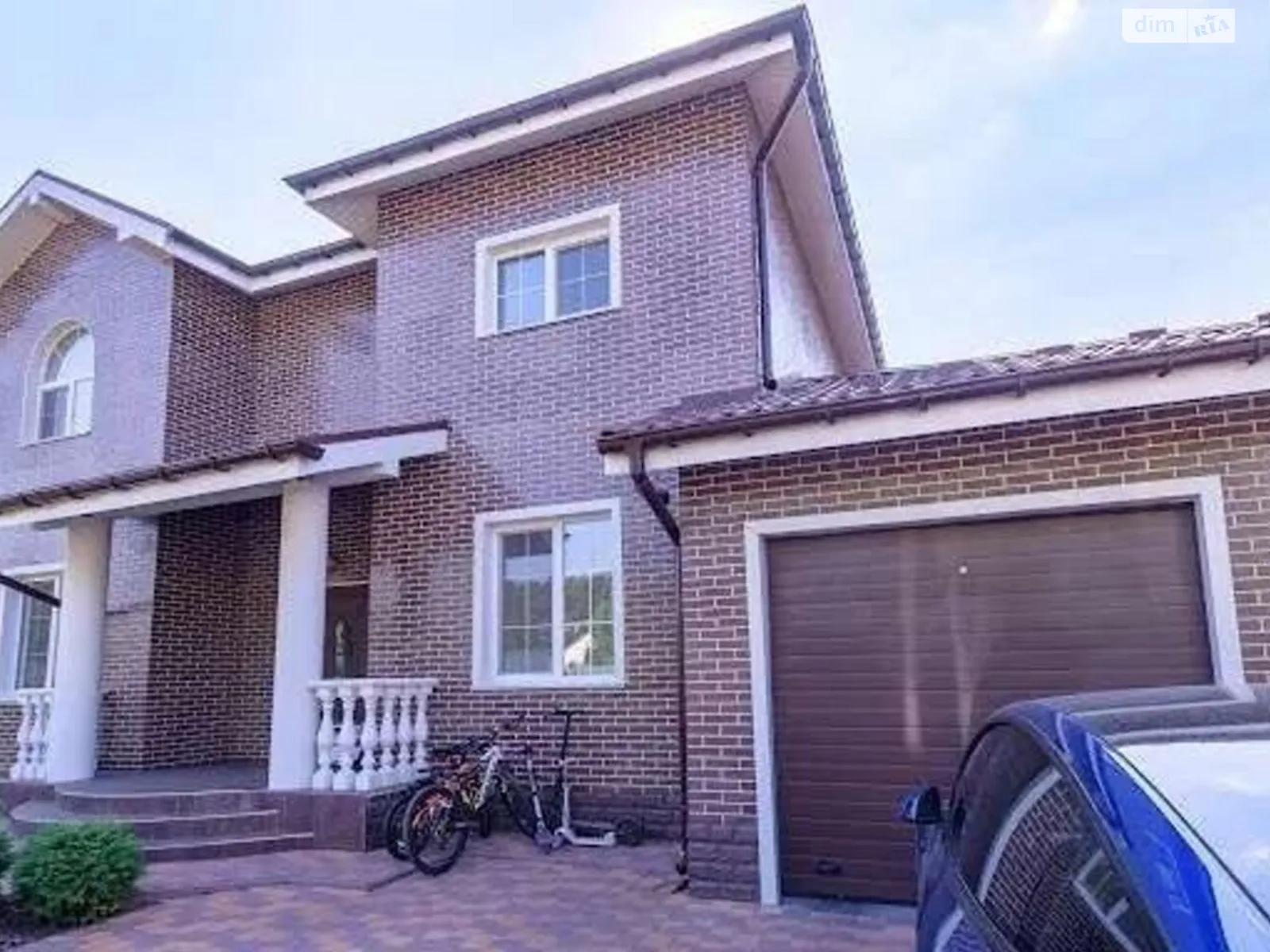 Продается дом на 2 этажа 270 кв. м с верандой, цена: 470000 $ - фото 1