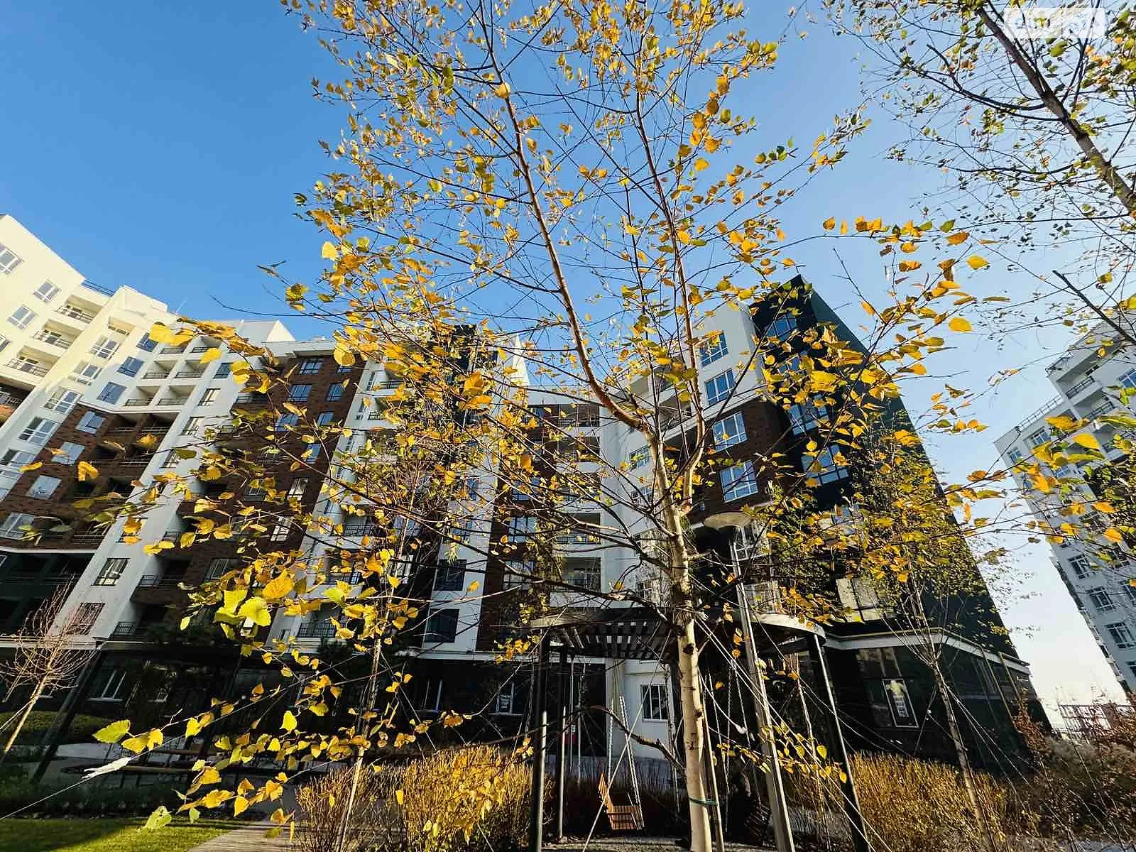 Продається 1-кімнатна квартира 39.2 кв. м у Ірпені, вул. Кобилянської Ольги, 1В/26 - фото 1