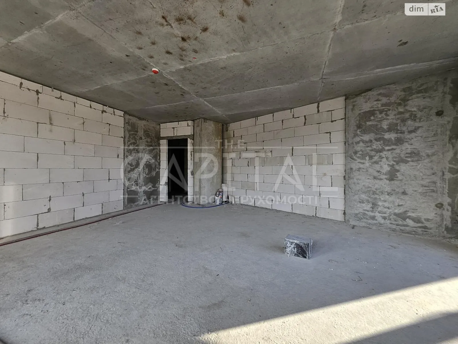 Продается 2-комнатная квартира 105.4 кв. м в Киеве, ул. Глубочицкая, 73 - фото 1