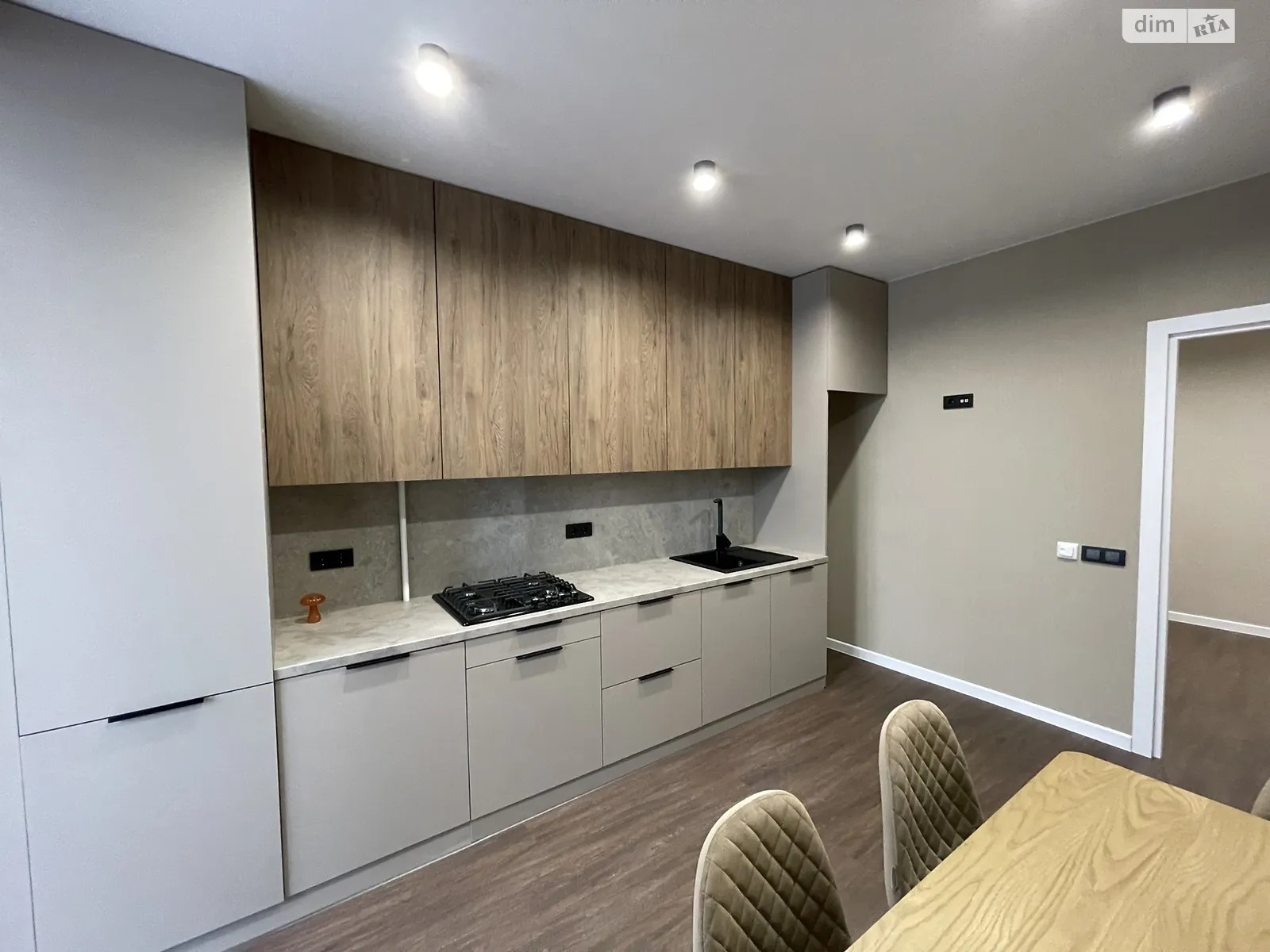 Продается 2-комнатная квартира 80.3 кв. м в Хмельницком, ул. Лесогриневецкая - фото 1