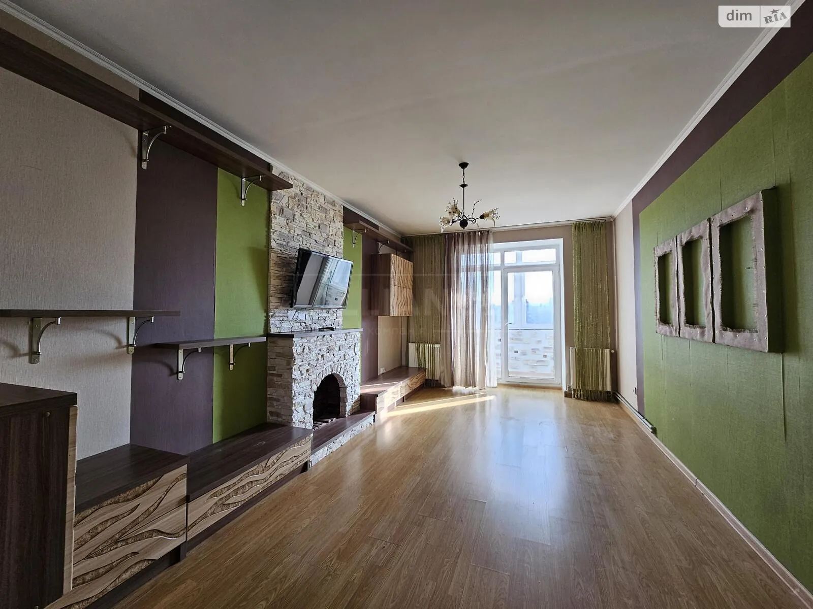 Продается 2-комнатная квартира 58.9 кв. м в Ивано-Франковске, ул. Федьковича, 17 - фото 1