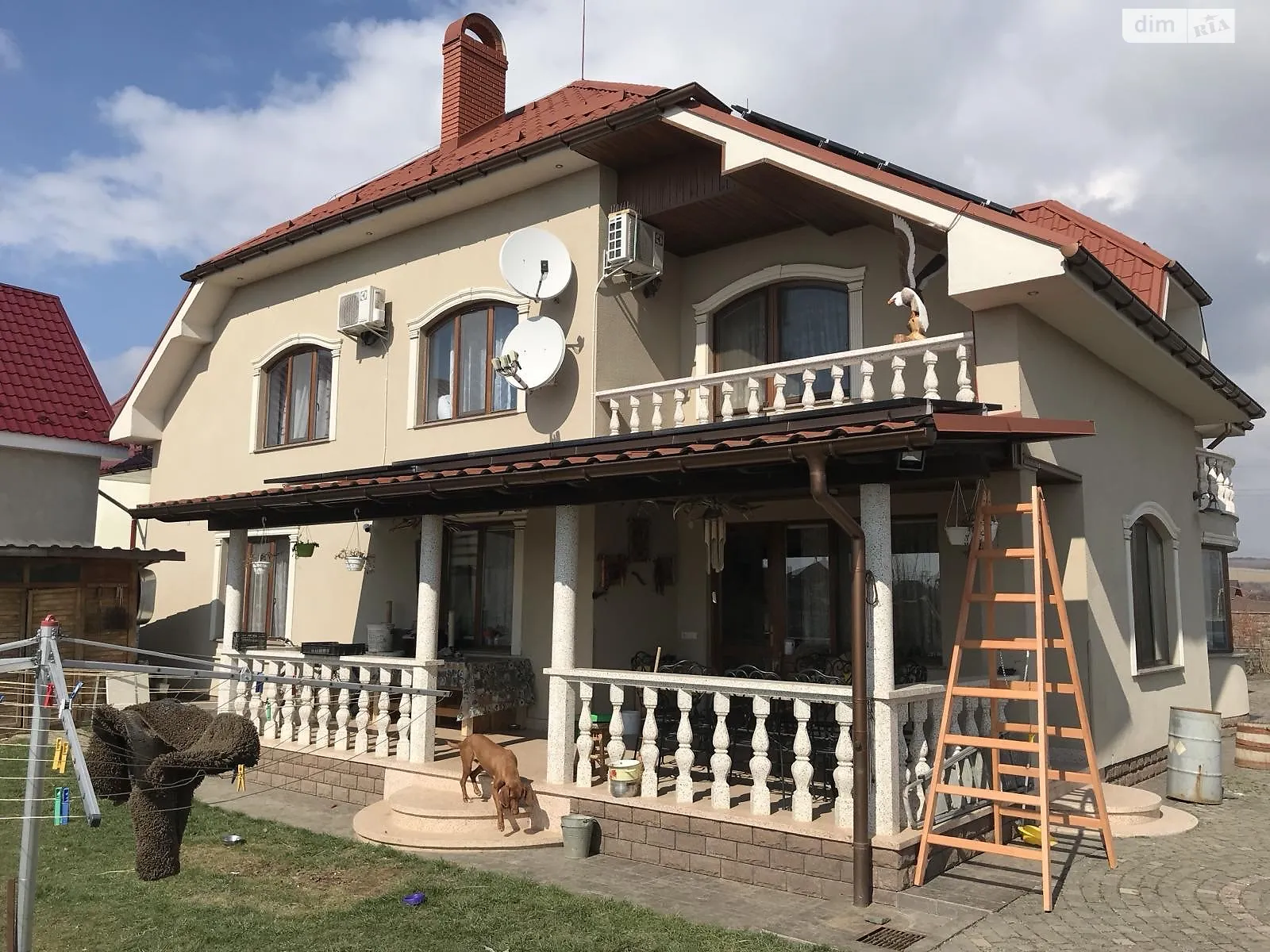 Продается дом на 2 этажа 290 кв. м с беседкой, цена: 360000 $ - фото 1