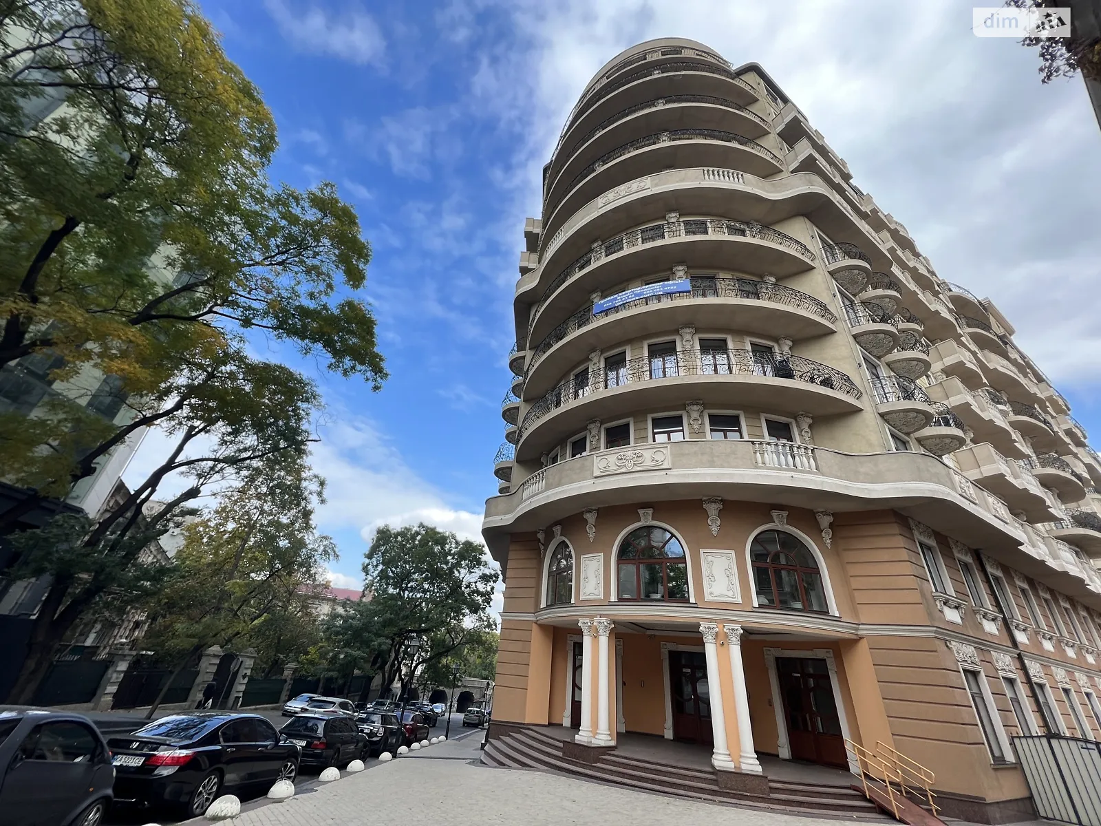Продається 3-кімнатна квартира 181 кв. м у Одесі, узвіз Військовий, 13 - фото 1