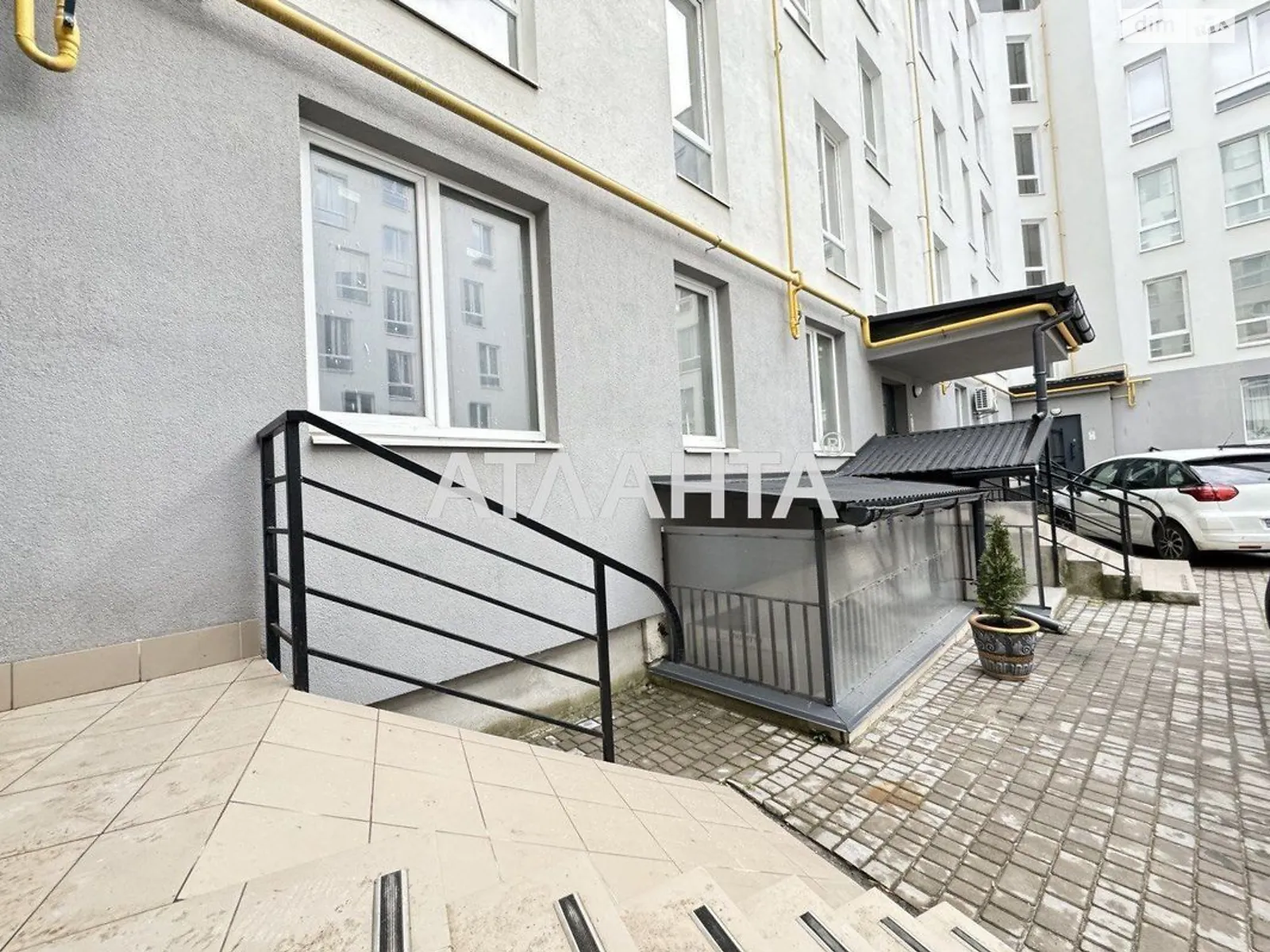 Продается 2-комнатная квартира 53.4 кв. м в Малехове, ул. Жовковская - фото 1