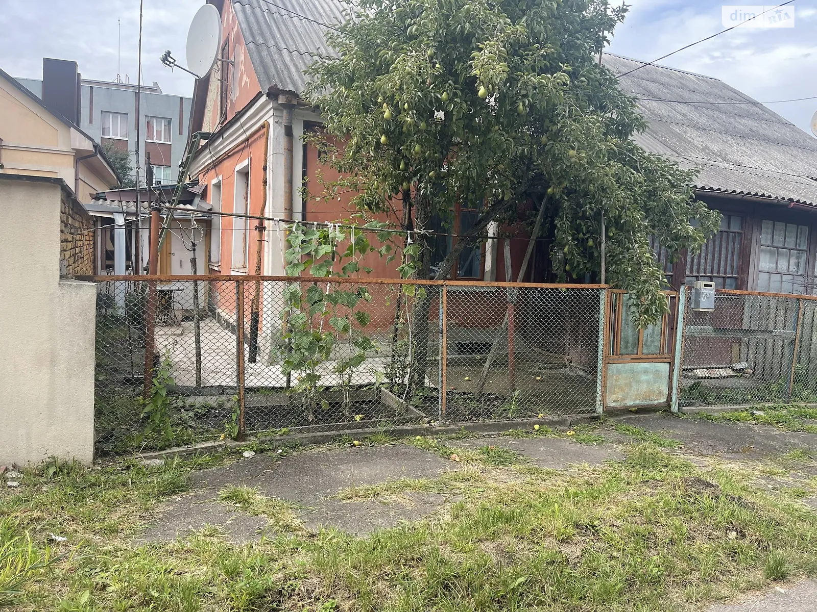 Продается часть дома 64 кв. м с беседкой, цена: 35000 $ - фото 1