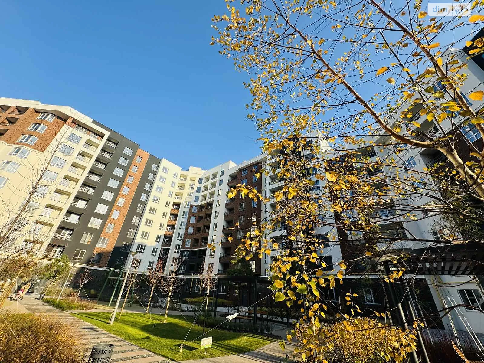 Продается 1-комнатная квартира 40.34 кв. м в Ирпене, ул. Кобылянской Ольги, 1В/26 - фото 1