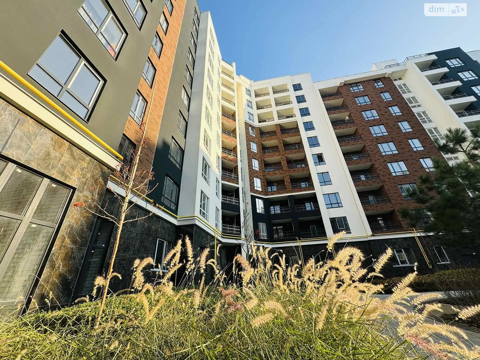 Продается 1-комнатная квартира 39.46 кв. м в Ирпене, ул. Кобылянской Ольги, 1В/26 - фото 1