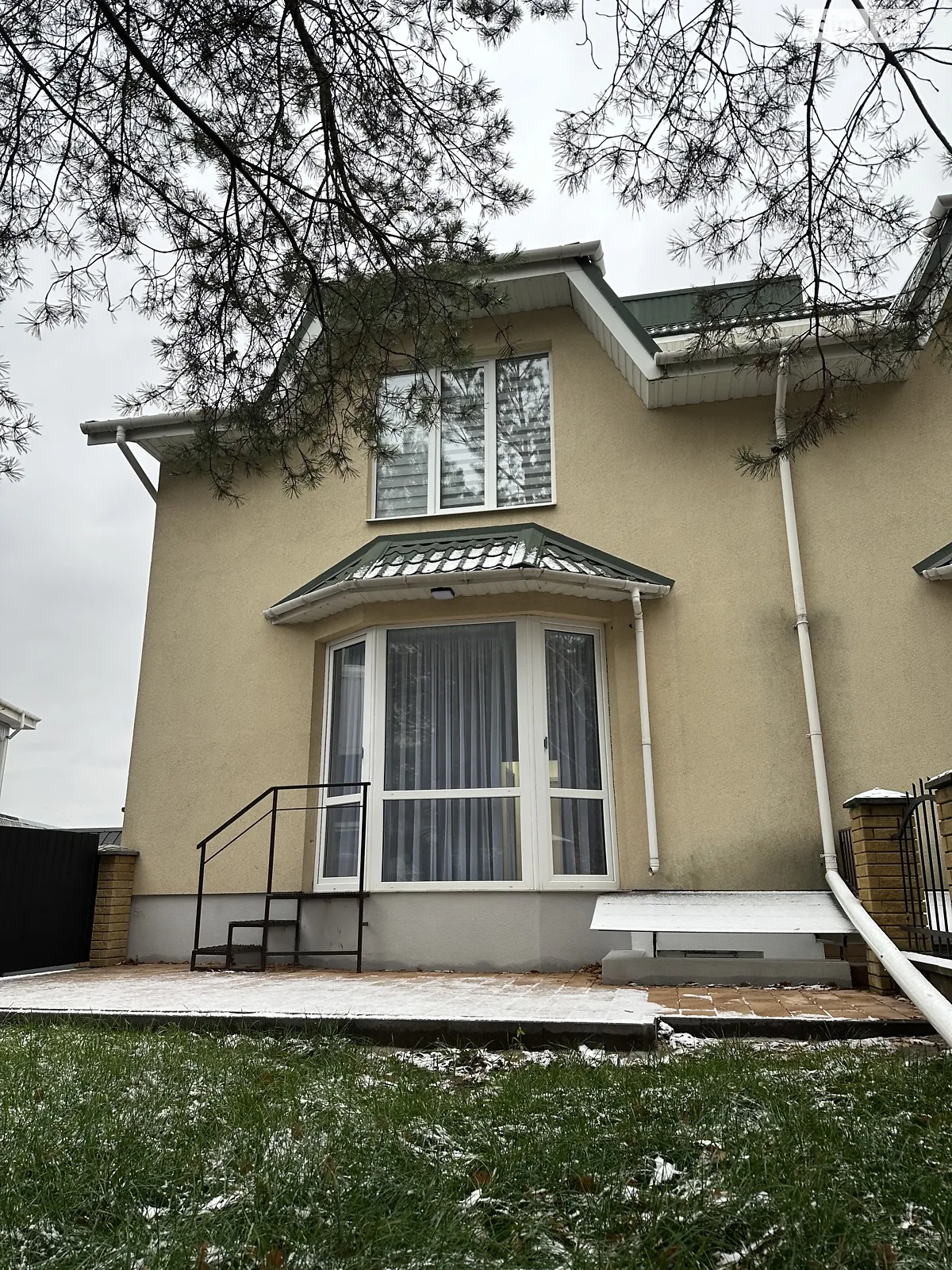 Сдается в аренду 2-комнатная квартира 70.3 кв. м в Ровно, ул. Буковинская, 11 - фото 1