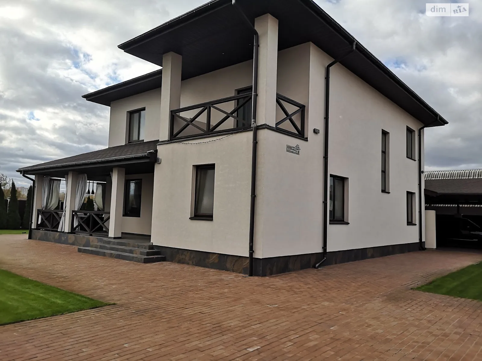 Продається будинок 2 поверховий 215.1 кв. м з ділянкою, цена: 420000 $ - фото 1