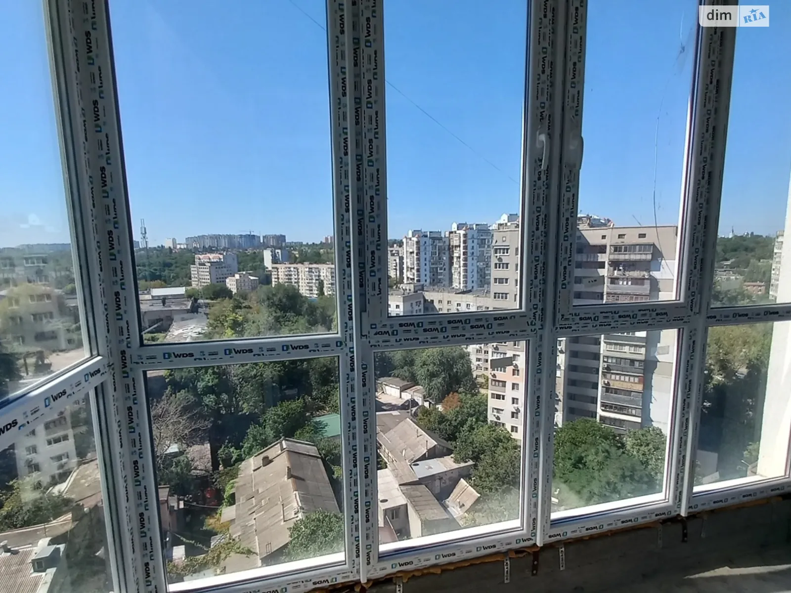 Продается 3-комнатная квартира 95.5 кв. м в Одессе, ул. Пишоновская - фото 1