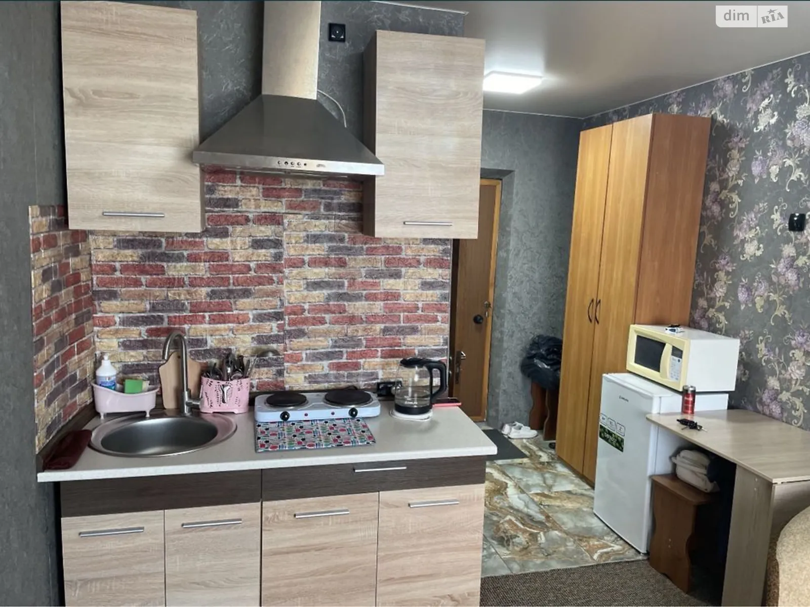 Продается 1-комнатная квартира 16.8 кв. м в Днепре, просп. Хмельницкого Богдана, 167 - фото 1