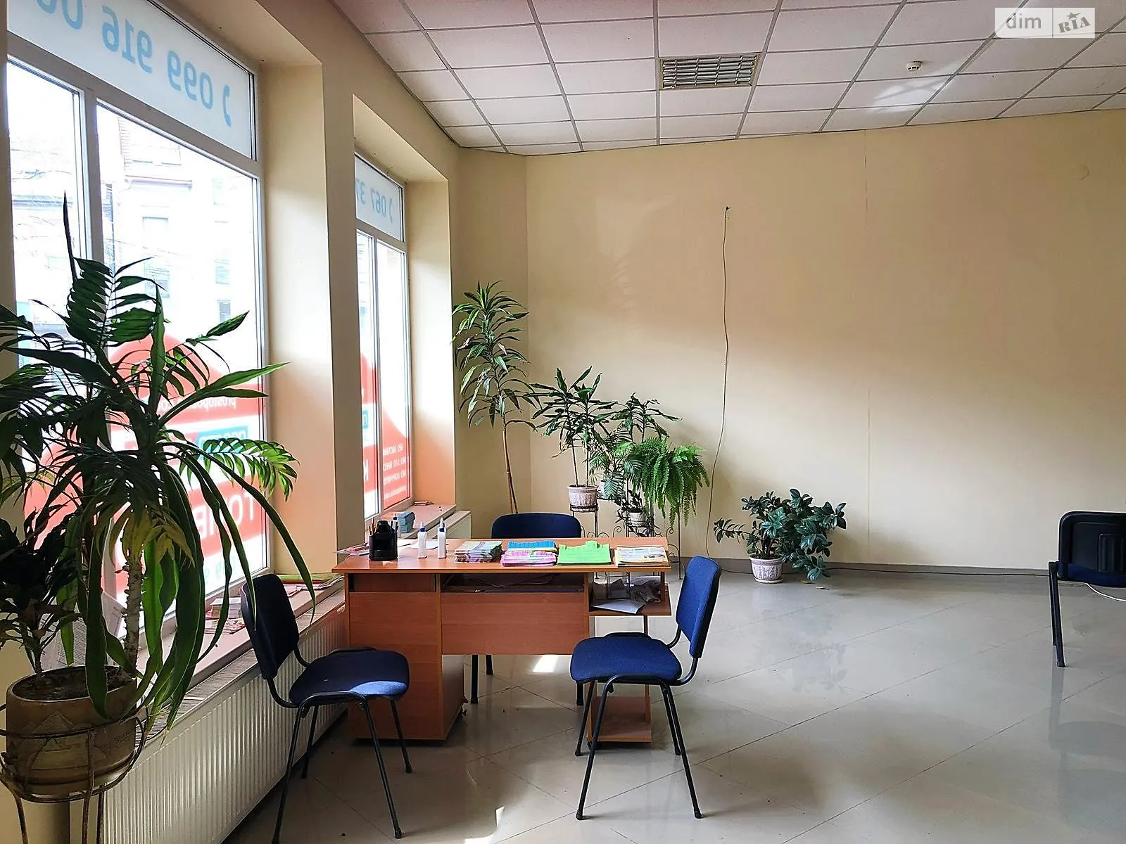 Здається в оренду офіс 158.2 кв. м в бізнес-центрі, цена: 1100 $ - фото 1