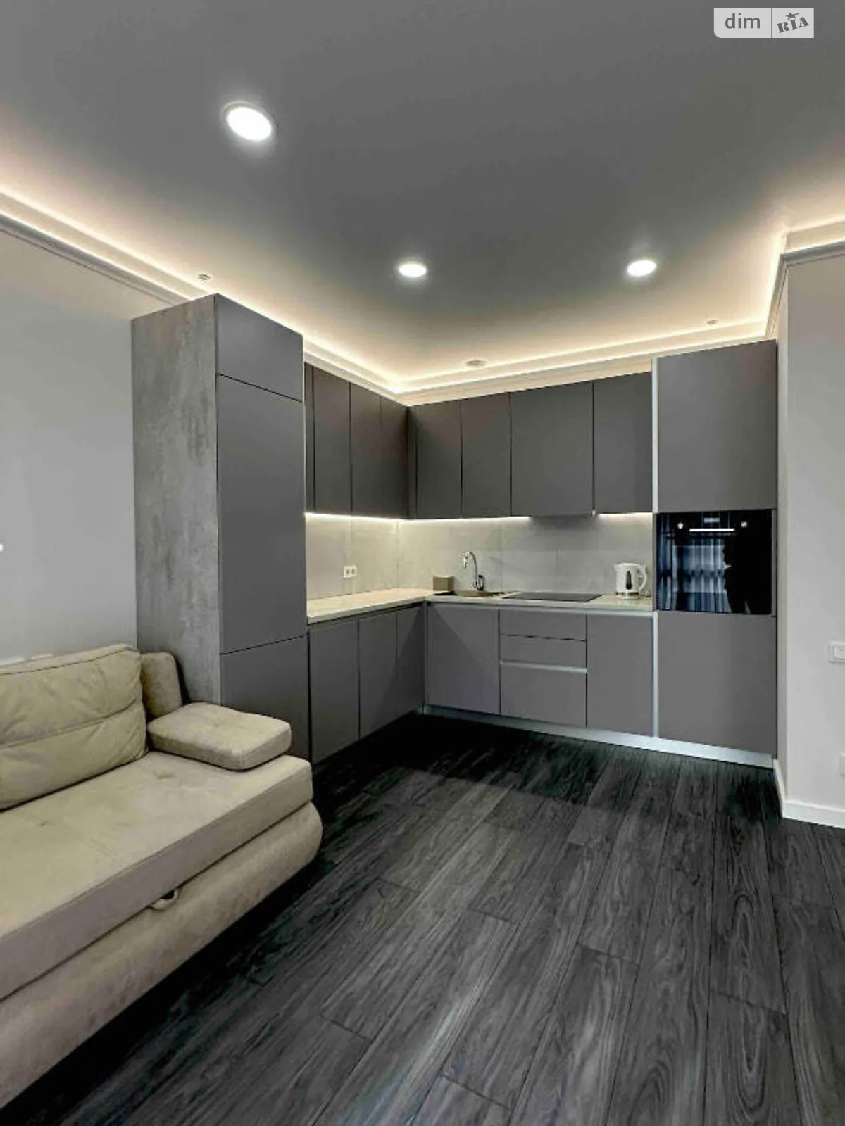 Продается 1-комнатная квартира 43 кв. м в Днепре, ул. Костомаровская, 1А - фото 1