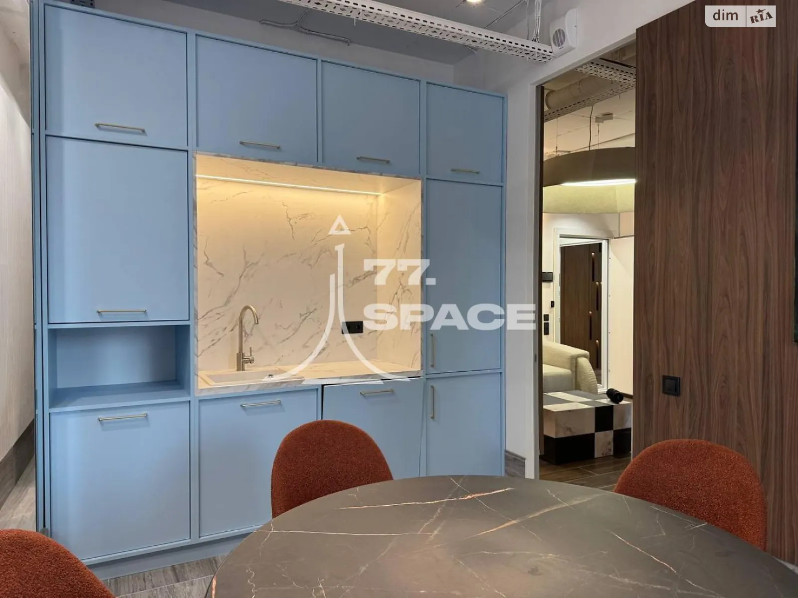 Здається в оренду офіс 180 кв. м в бізнес-центрі, цена: 7000 $ - фото 1