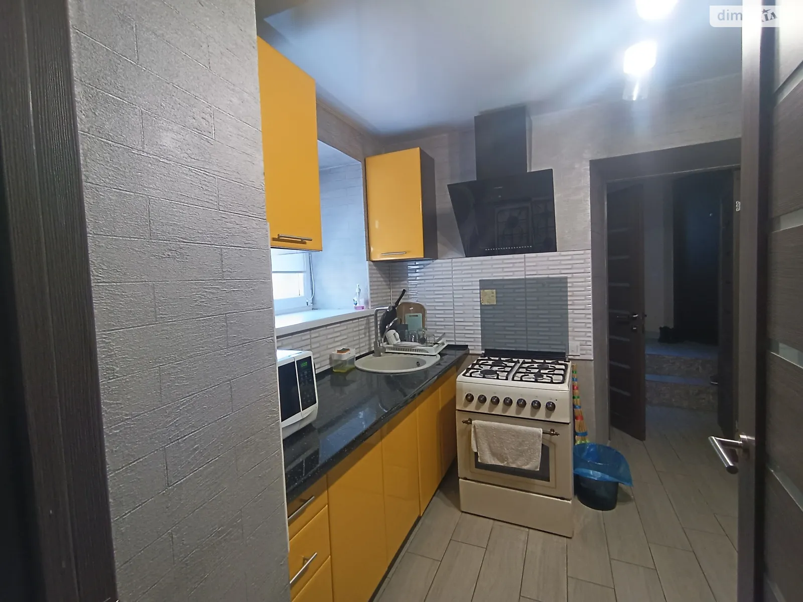 Продается 2-комнатная квартира 29.5 кв. м в Николаеве, ул. Спасская, 24 - фото 1