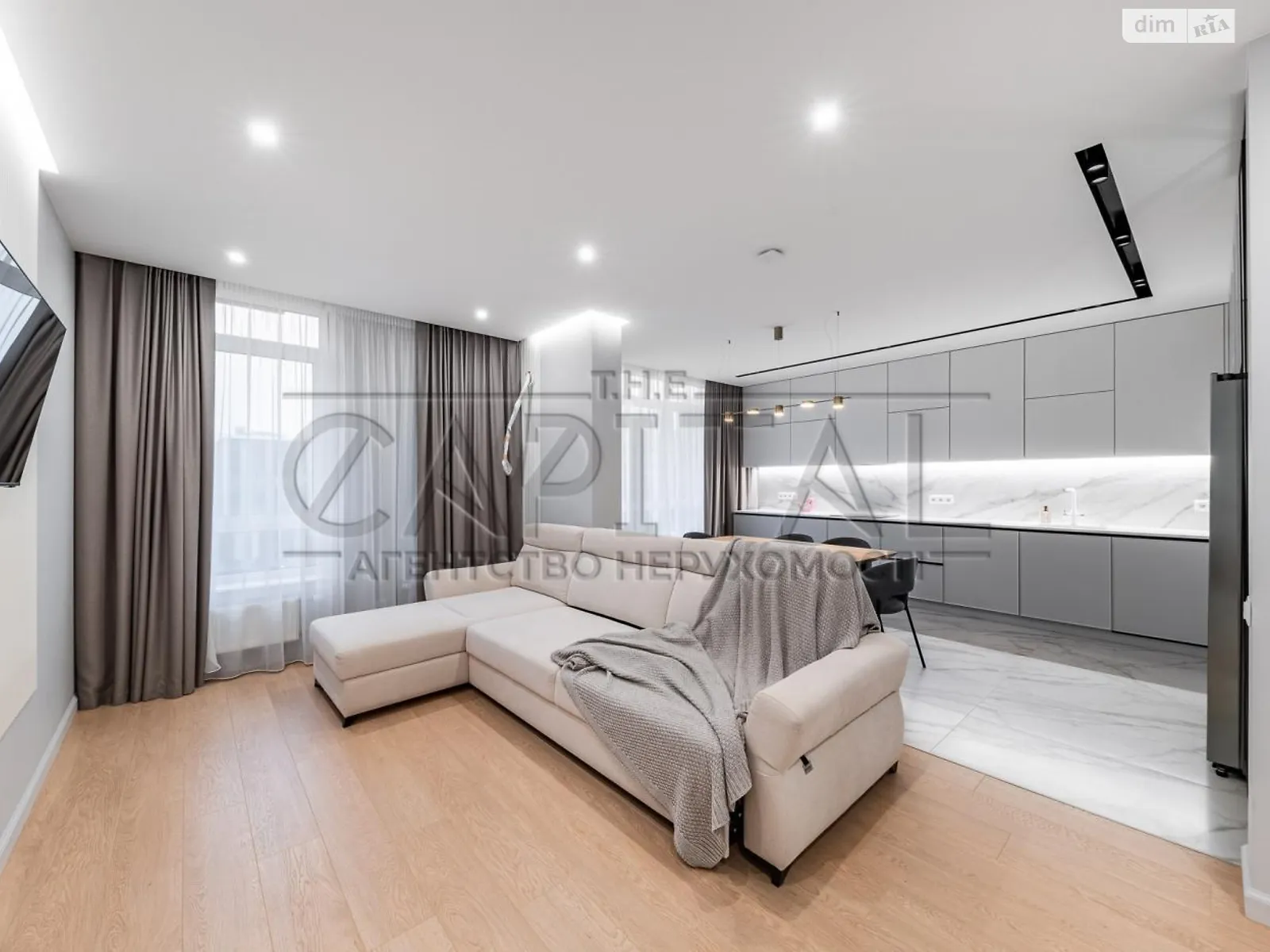 Продается 3-комнатная квартира 83 кв. м в Киеве, Кольцевая дор., 1 - фото 1