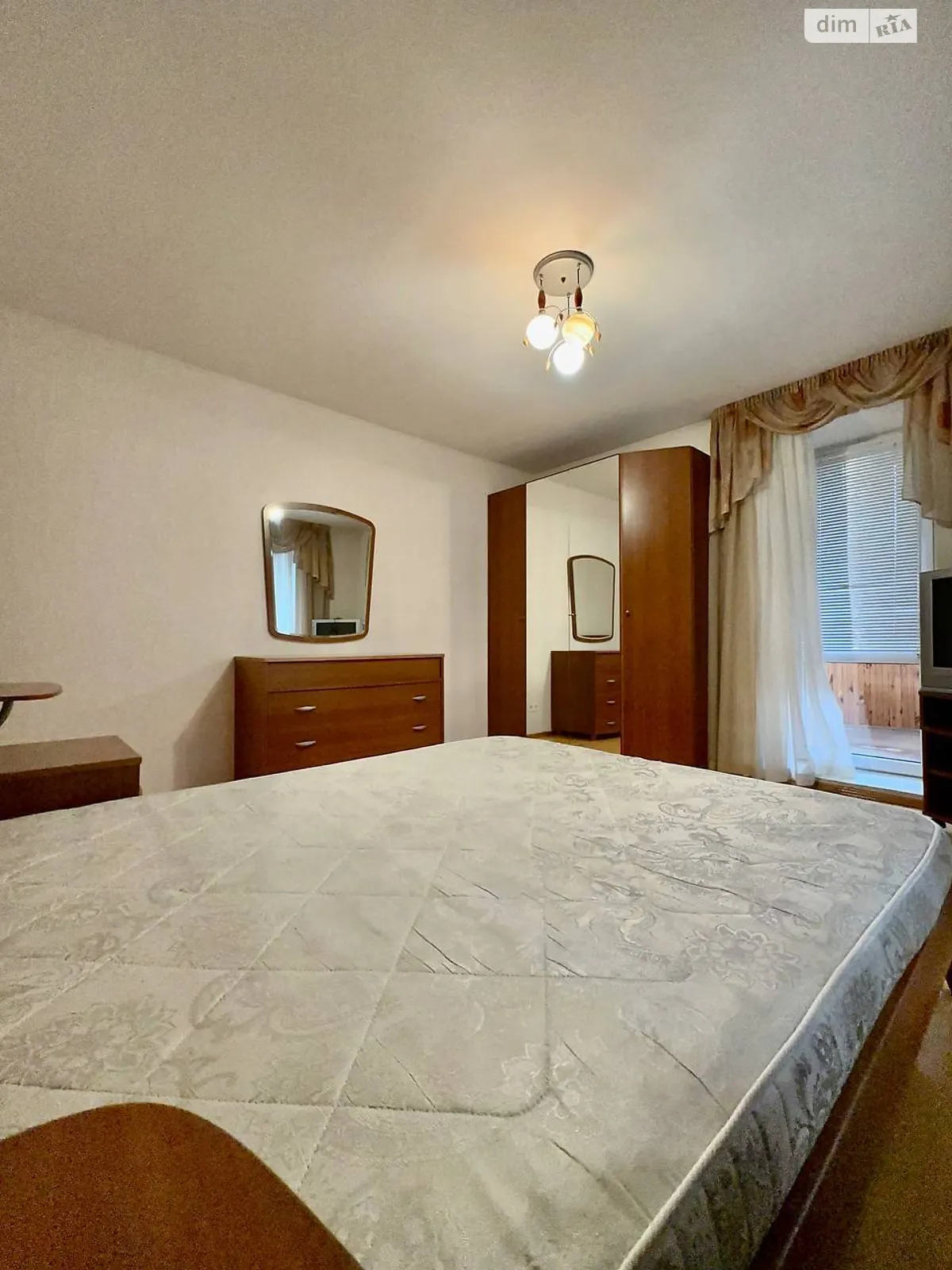 Сдается в аренду 3-комнатная квартира 77 кв. м в Киеве, ул. Михаила Котельникова, 11 - фото 1