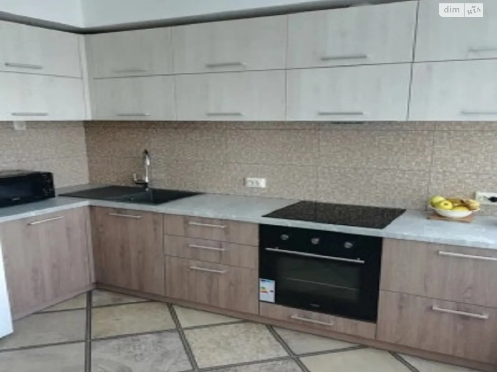 Продається 1-кімнатна квартира 38.6 кв. м у Одесі, вул. Басейна - фото 1