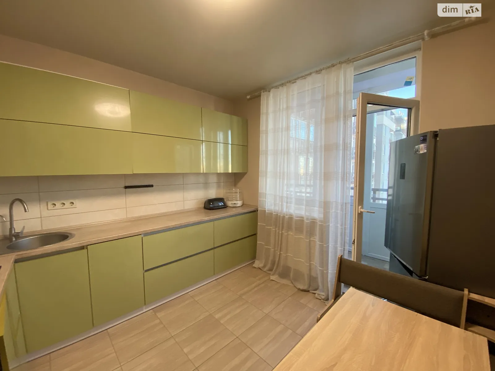 Продається 1-кімнатна квартира 41.1 кв. м у Одесі, вул. Люстдорфська дорога - фото 1
