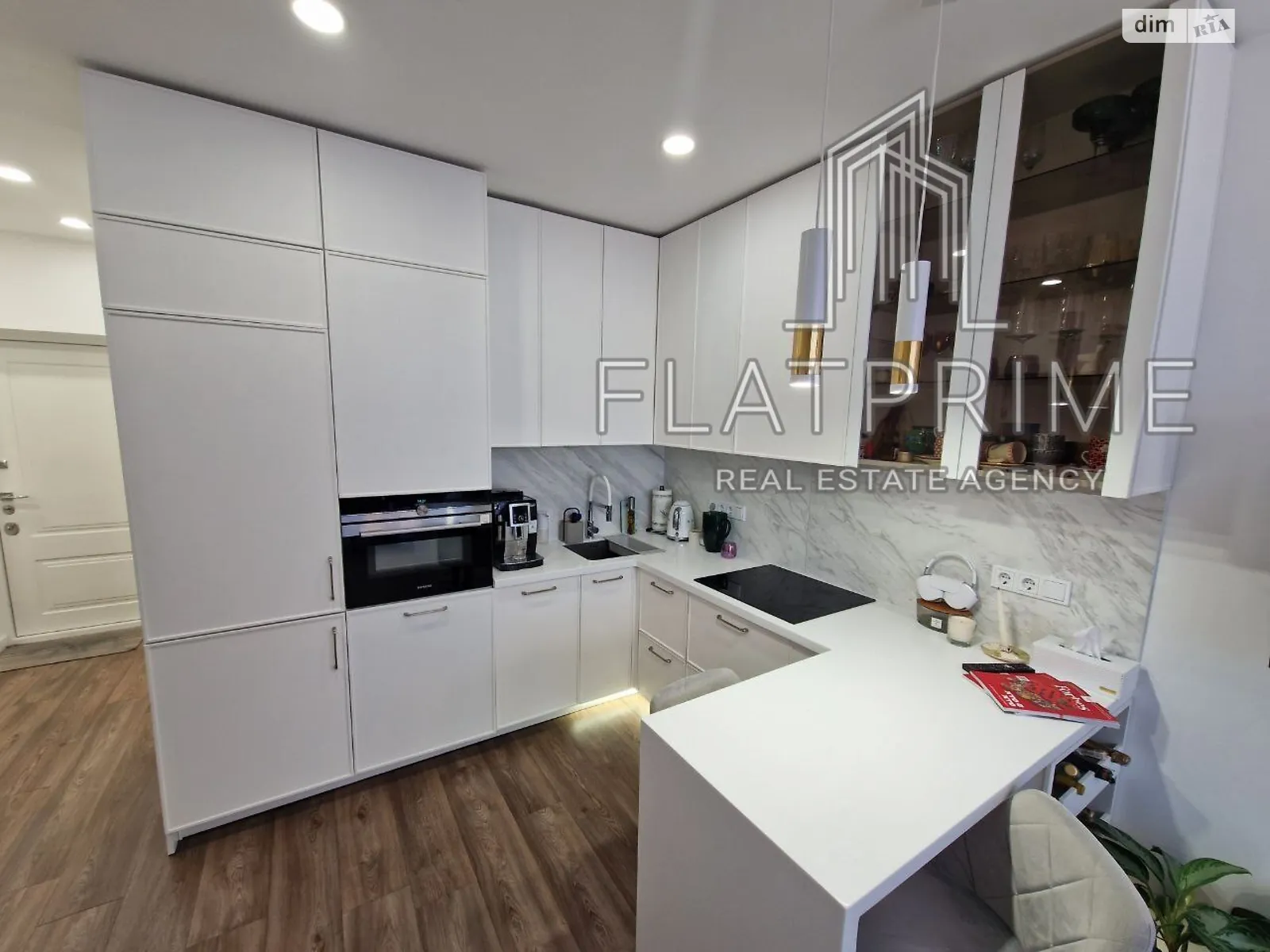 Продається 1-кімнатна квартира 41.3 кв. м у Києві, вул. Метрологічна, 23 - фото 1