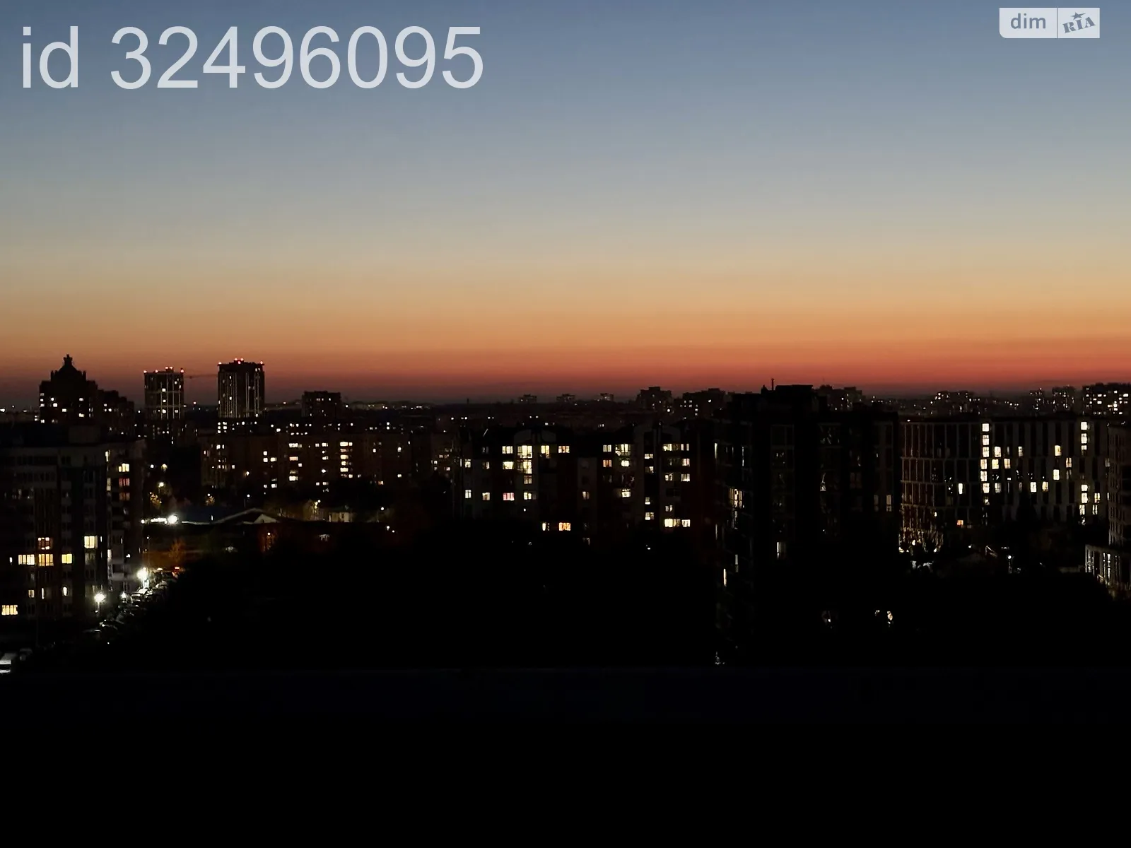 Продается 3-комнатная квартира 125 кв. м в Львове, ул. Пасечная - фото 1