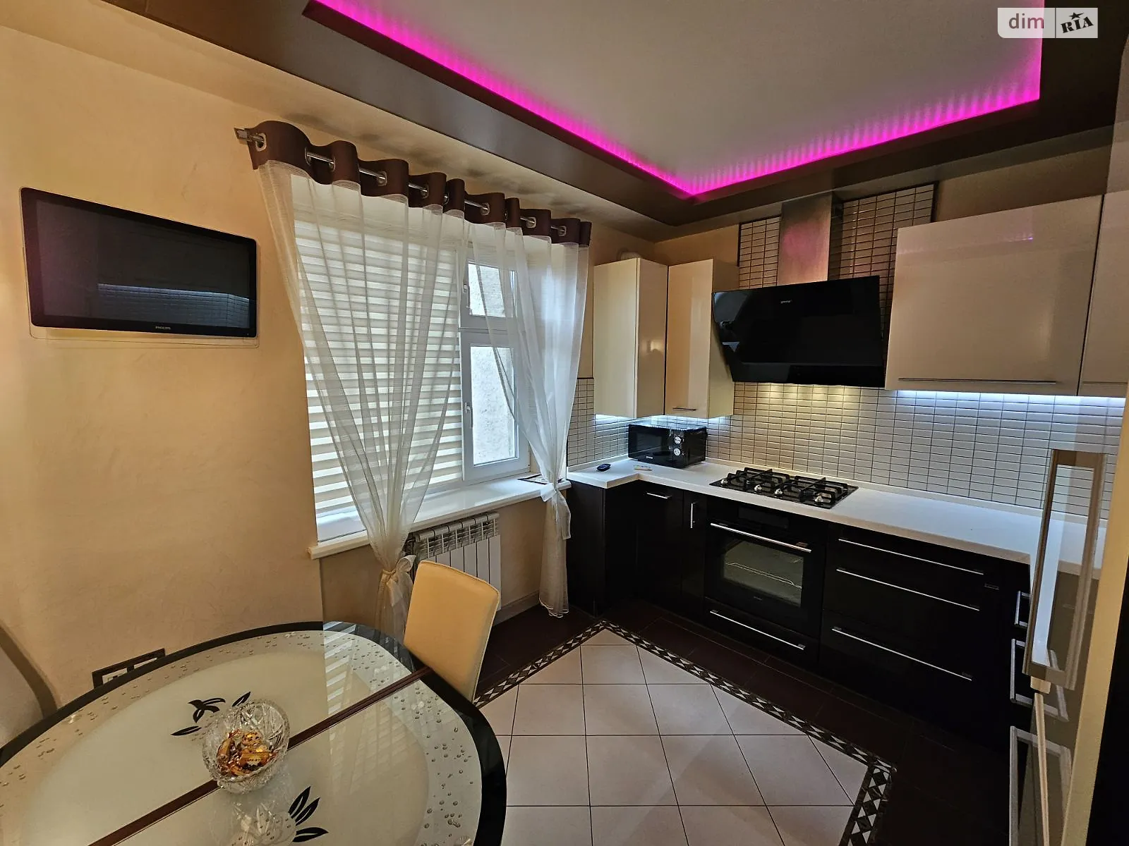Продається 4-кімнатна квартира 73.2 кв. м у Ужгороді, вул. Минайська - фото 1