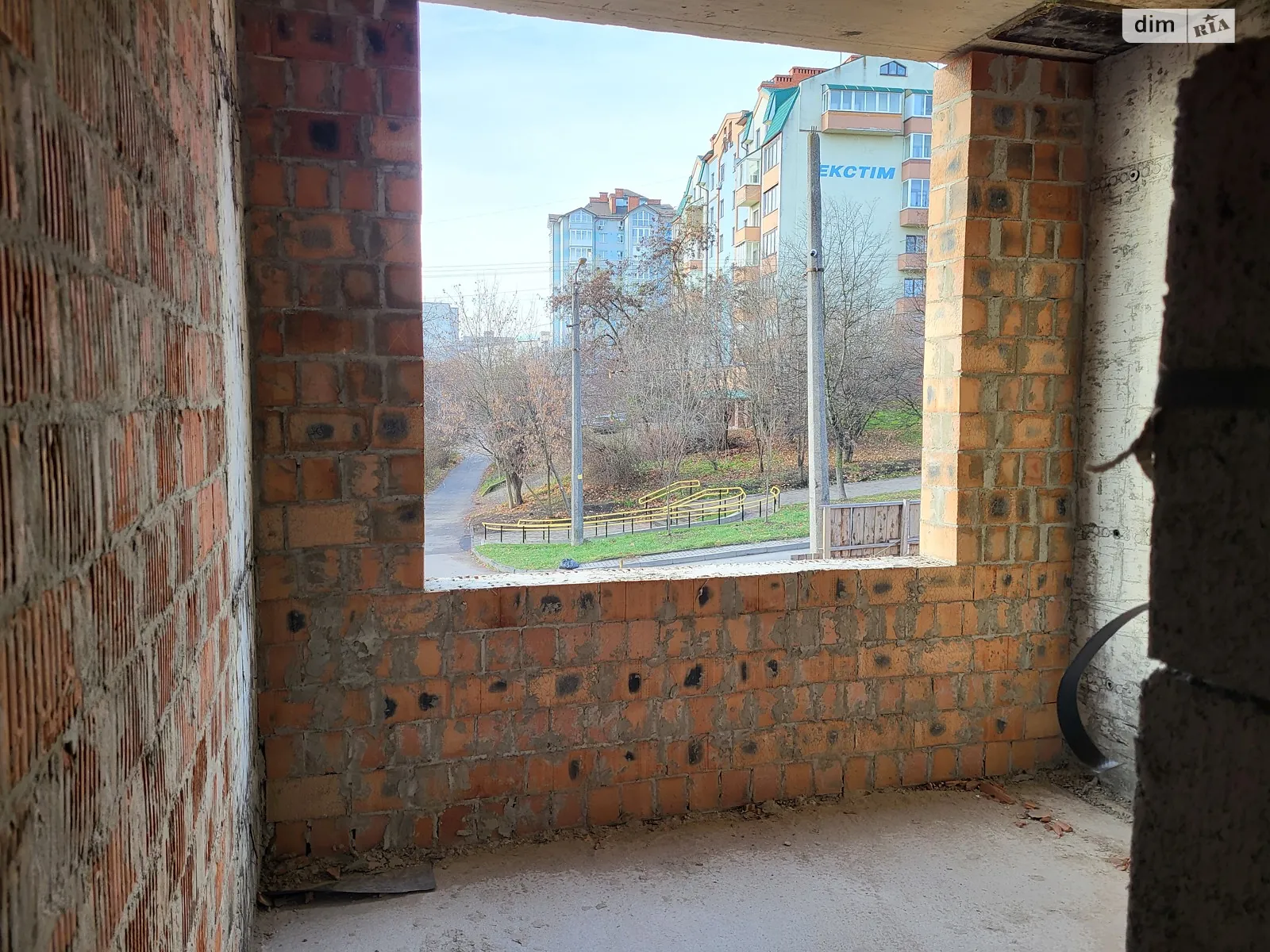 Продается 2-комнатная квартира 53 кв. м в Ивано-Франковске, ул. Целевича Юлиана, 28 - фото 1