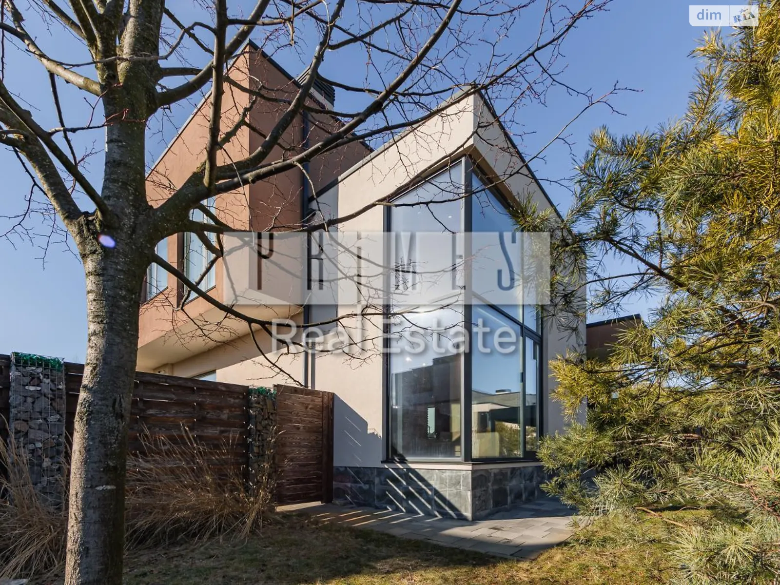 Продается дом на 2 этажа 255 кв. м с мансардой, цена: 675000 $ - фото 1