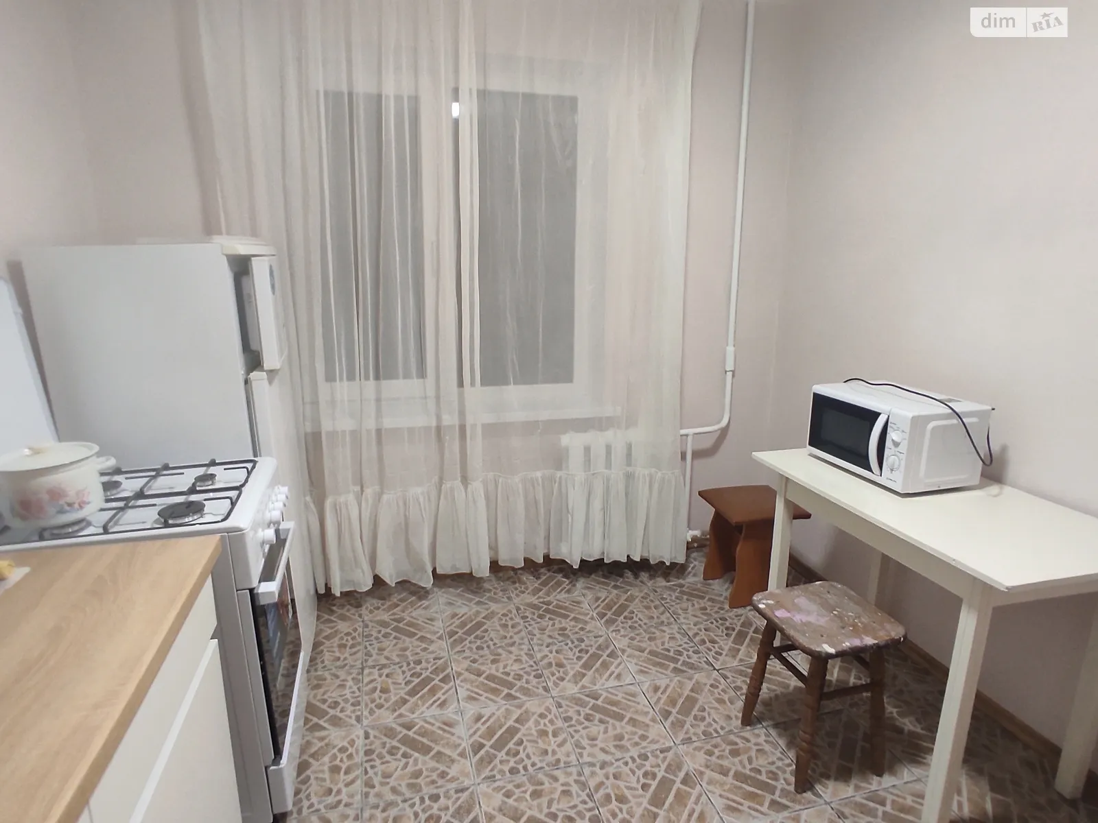 Сдается в аренду 3-комнатная квартира 65 кв. м в Днепре, ул. Бердянская, 1 - фото 1
